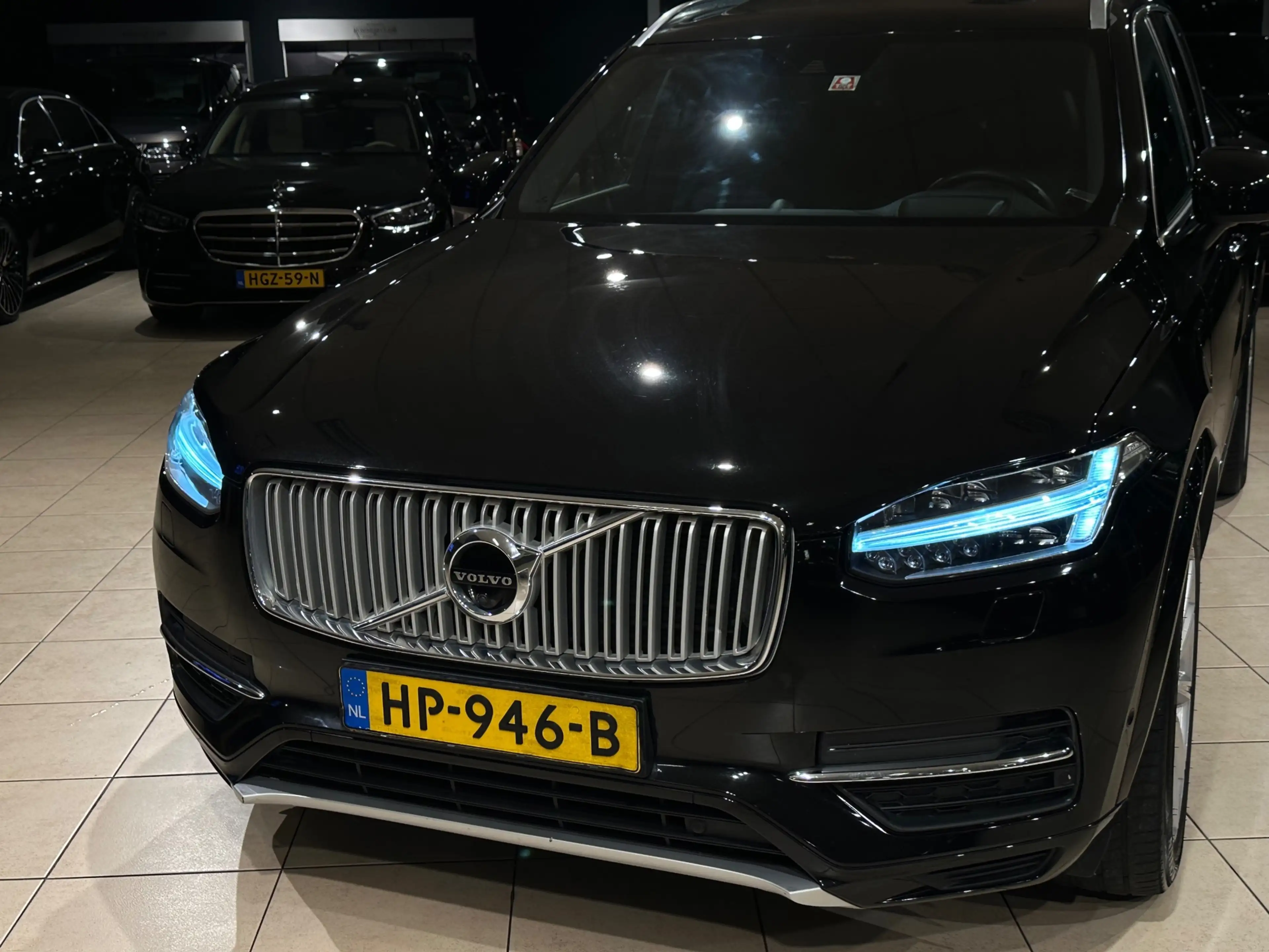 Volvo XC90 2.0 T8 AWD Inscription|TREKHAAK|PANO|7P.|B&W|VOLL — photo 3