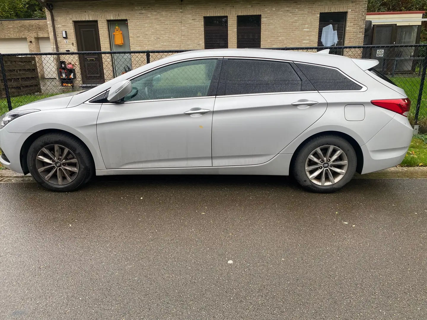 Hyundai i40 i40 Kombi 1.7 CRDi Classic Argent - 2