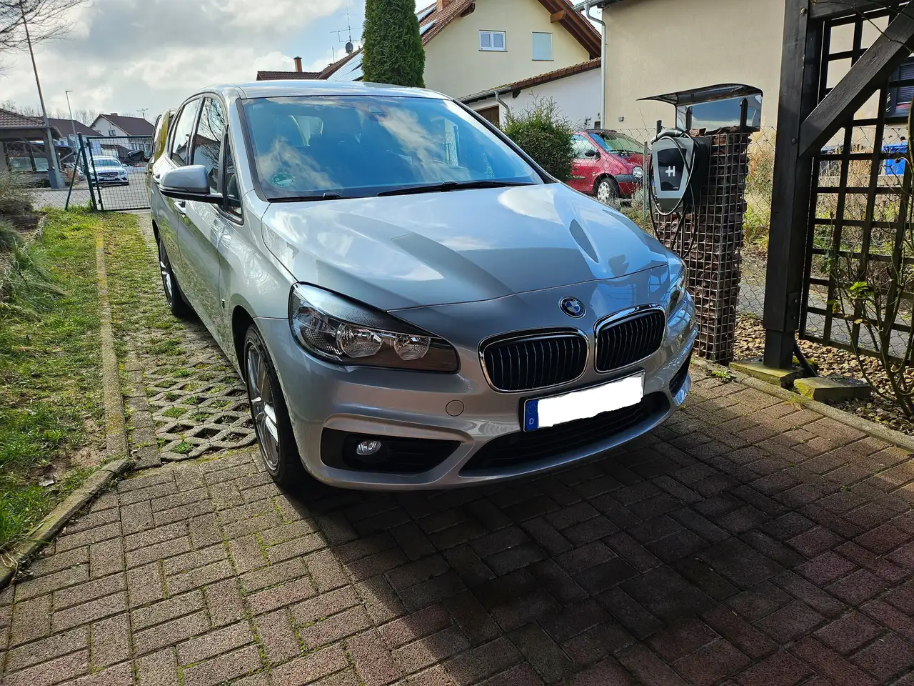 BMW 225