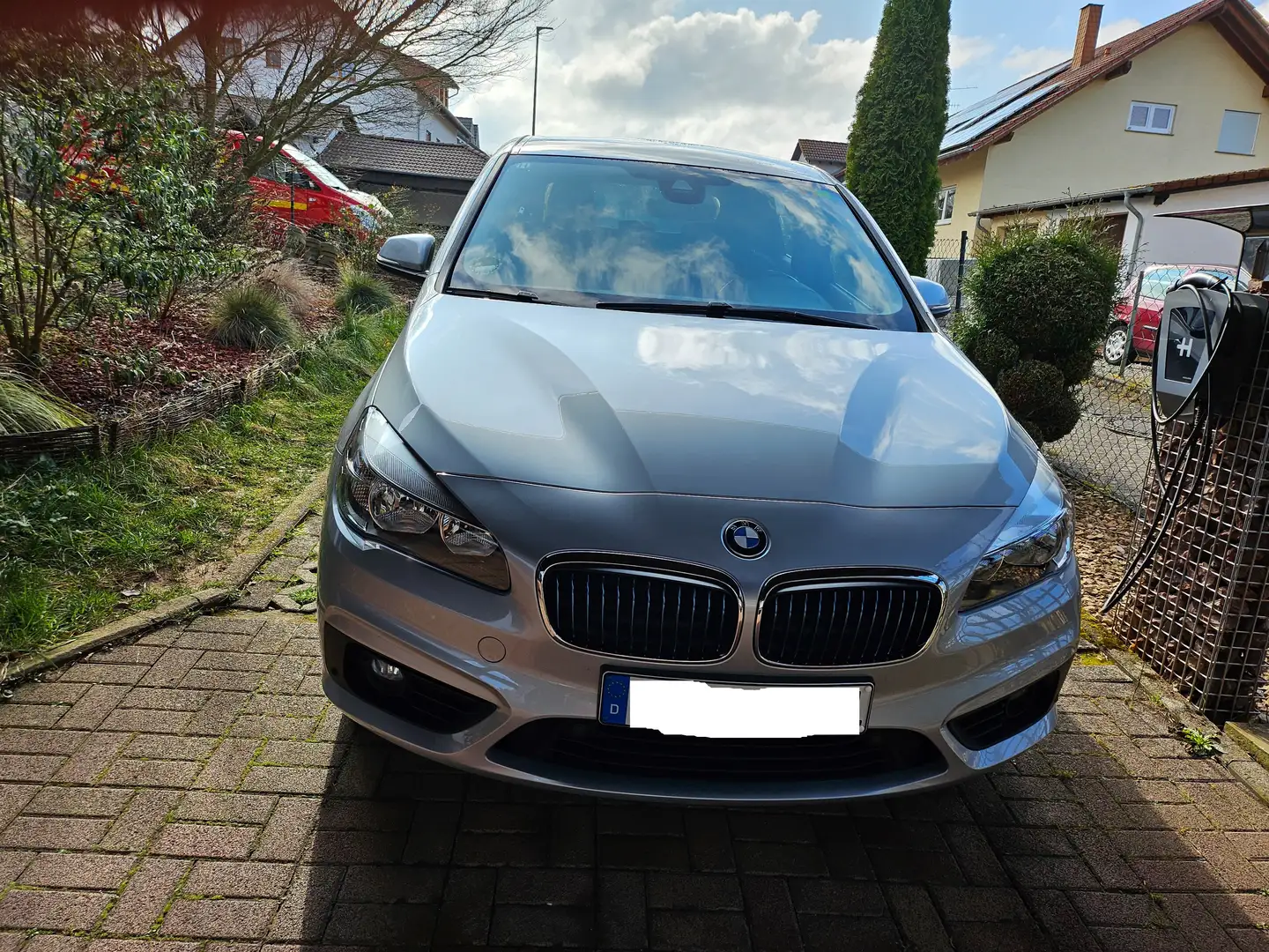 BMW 225 225xe+iPerformance+Advantage+Plug-In-Hybrid Silber - 2