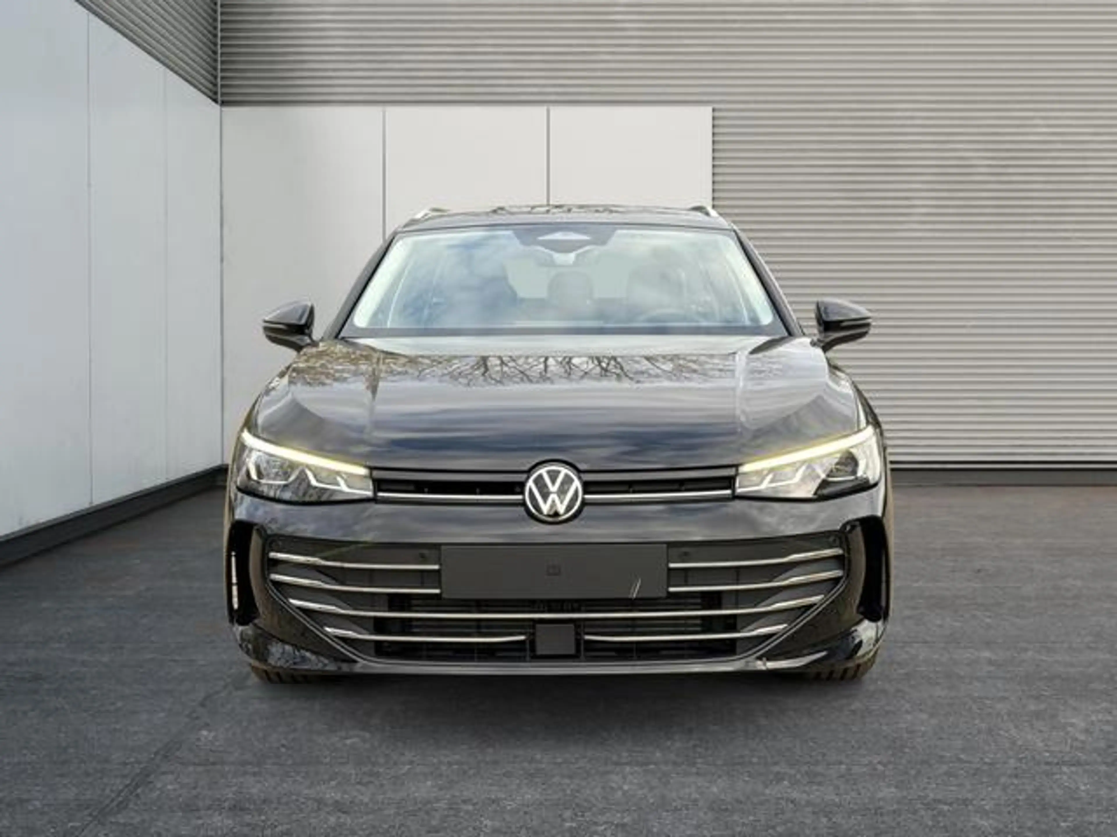 Volkswagen Passat Variant Business DSG+AHK+MASSAGE+NAVI+... — photo 8