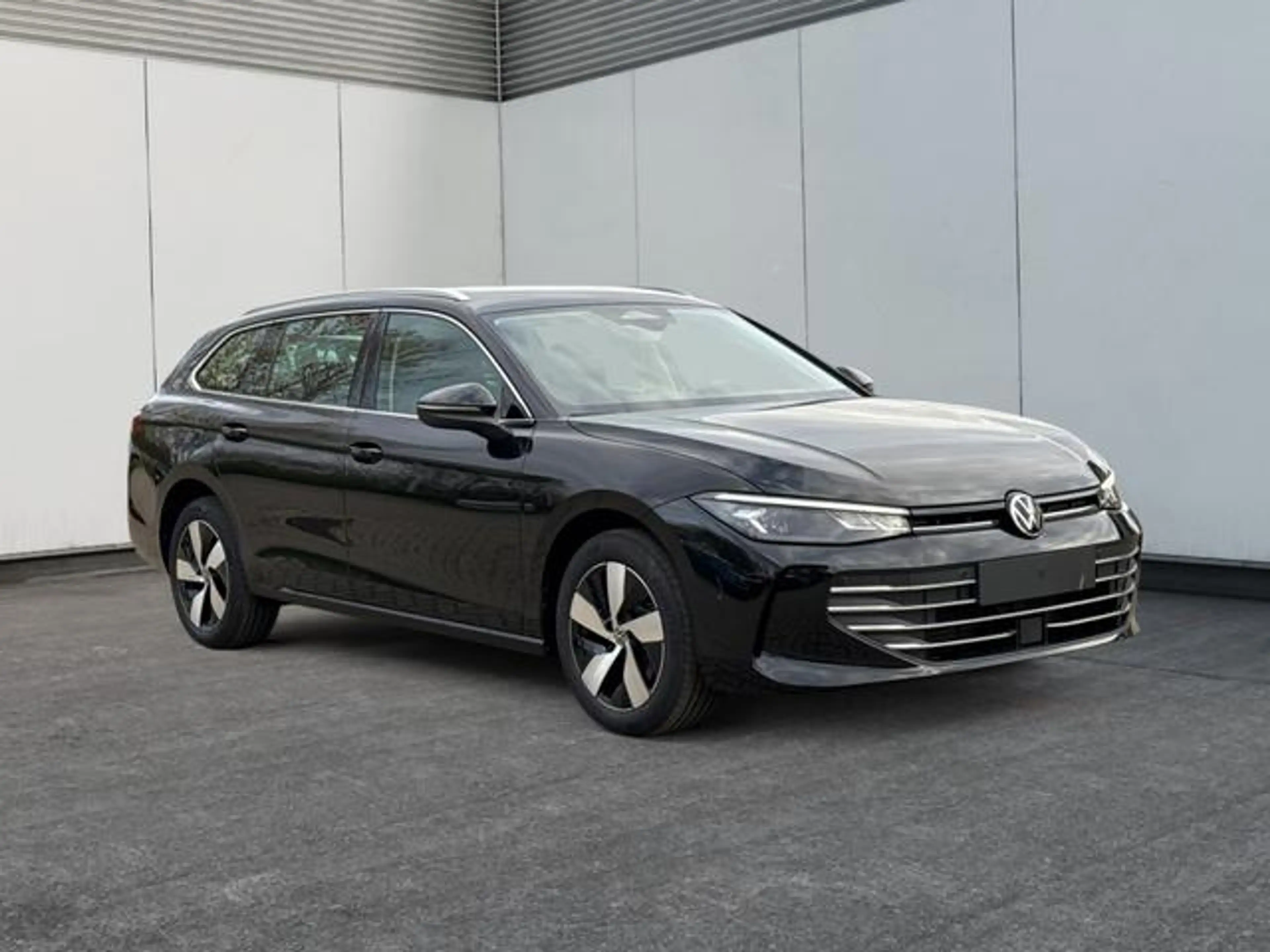 Volkswagen Passat Variant Business DSG+AHK+MASSAGE+NAVI+... — photo 7