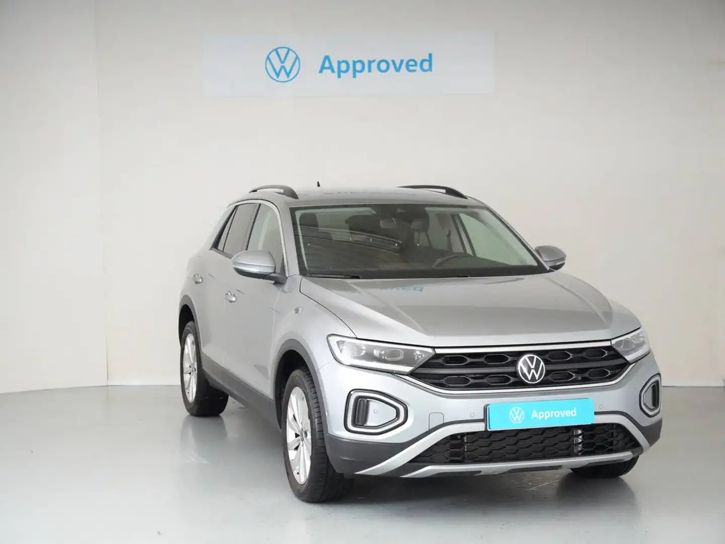 Volkswagen T-Roc 1.5 TSI Life DSG7 Zilver - 1