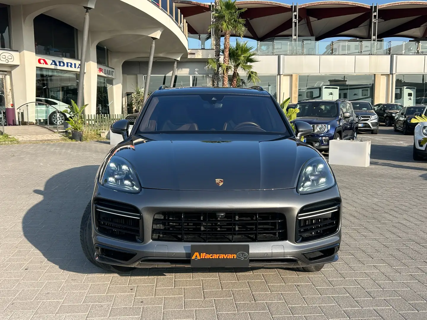 Porsche Cayenne Cayenne 4.0 Turbo S e-hybrid tiptronic Grigio - 2