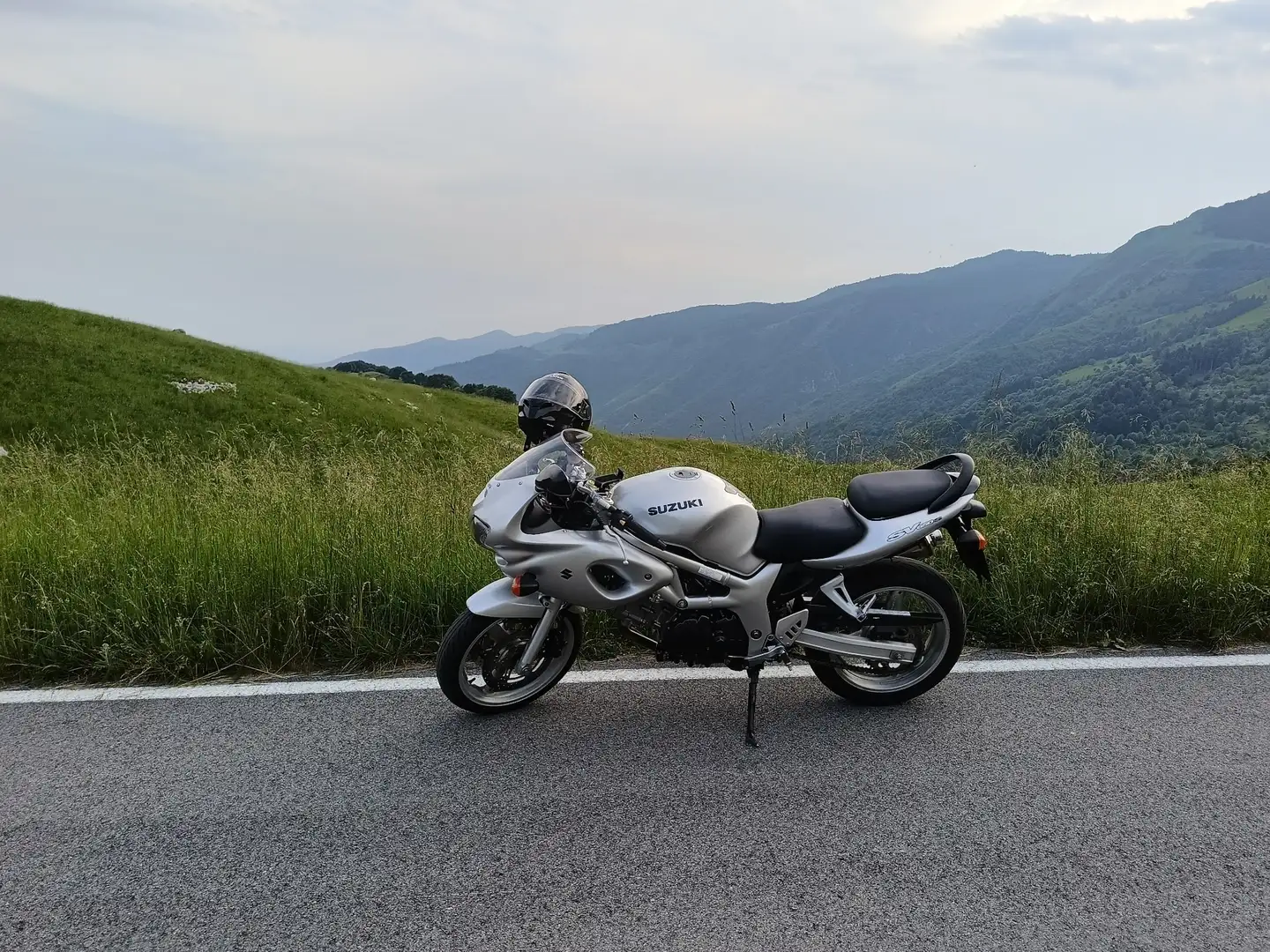 Suzuki SV 650 SV 650 s Grigio - 2