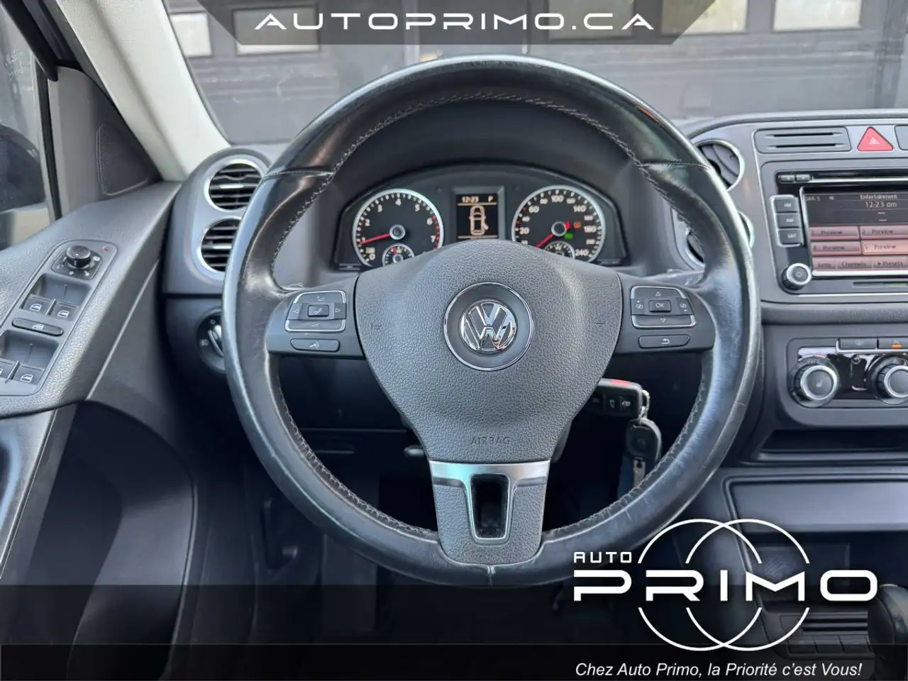 Volkswagen Tiguan снимка Volkswagen Tiguan
