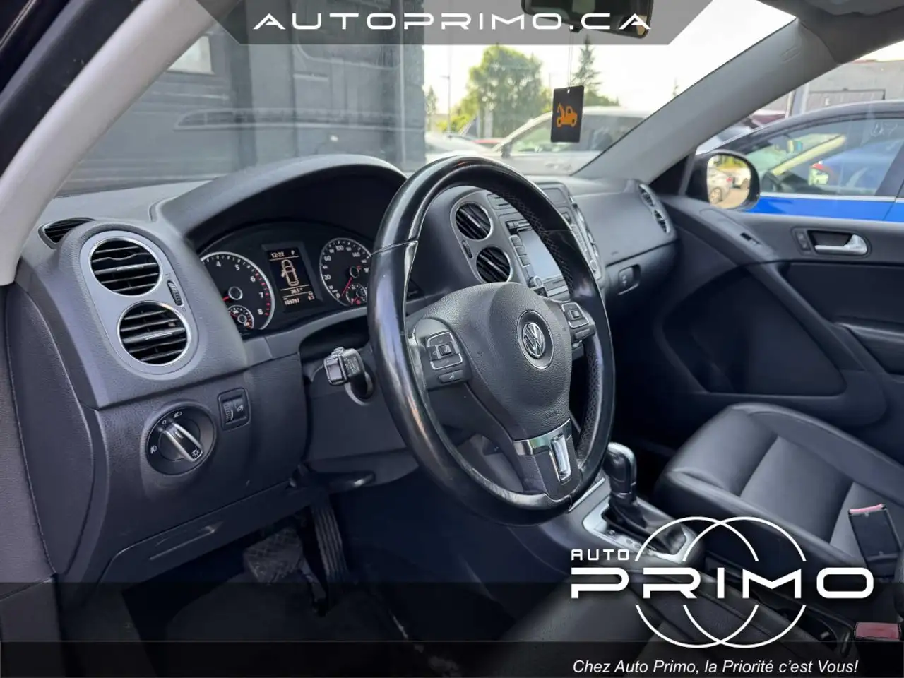 Volkswagen Tiguan снимка Volkswagen Tiguan
