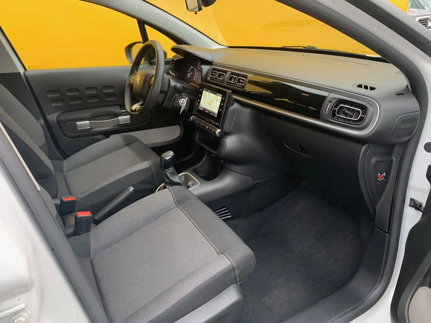 Citroen C3 1.2 PURETECH 83CH S\u0026S FEEL PACK Blanc - 2