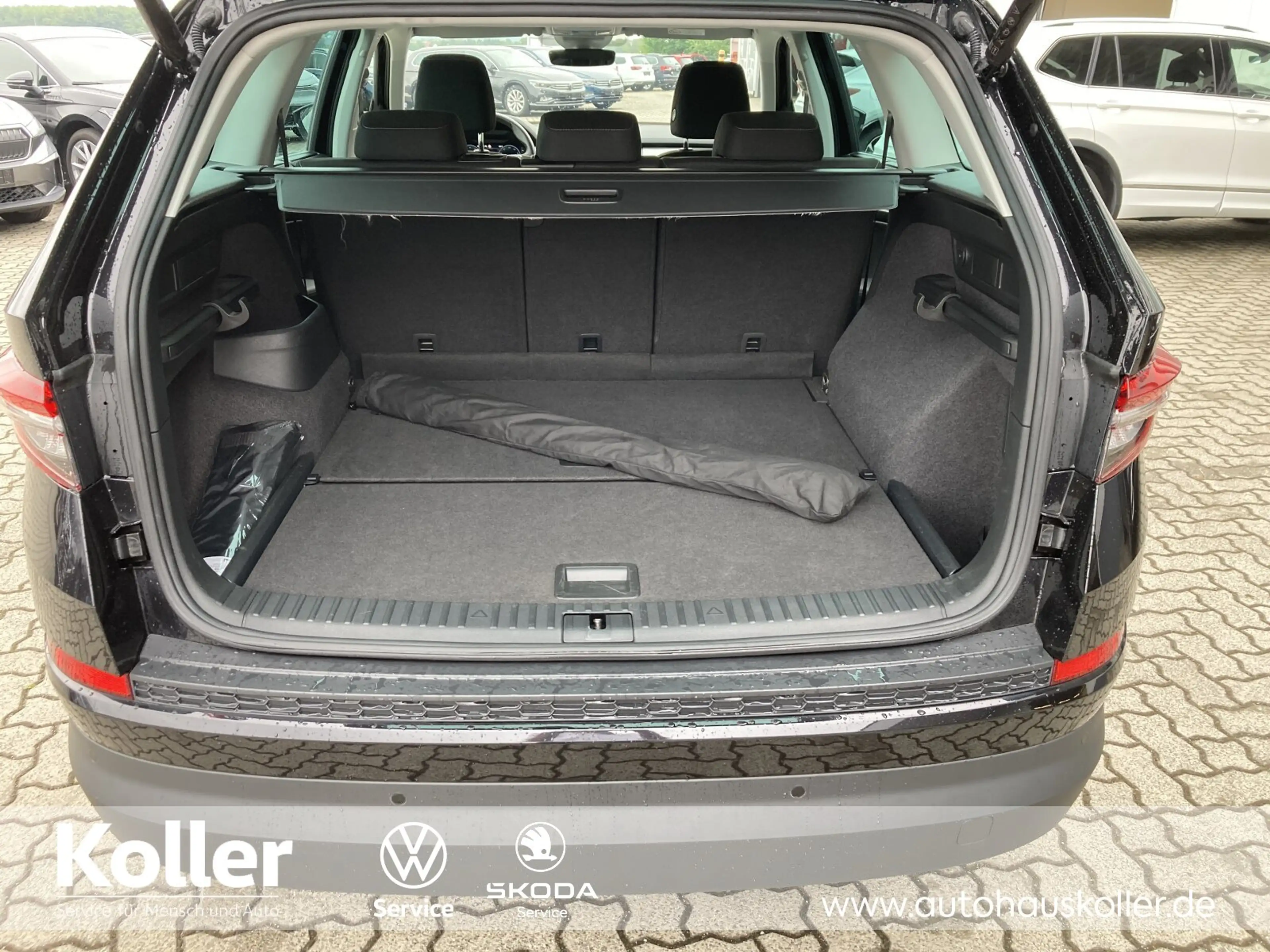 Skoda Kodiaq Kodiaq 2.0 TDI DSG 4x4 Tour Navi el.HK MatrixLED — photo 8