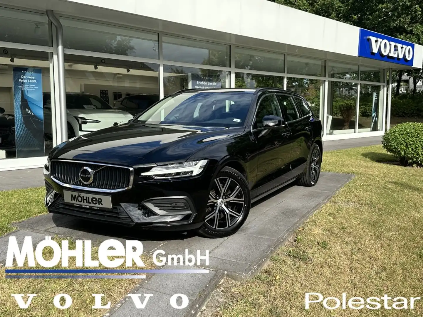 Volvo V60 B3 B DKG Core Schwarz - 1