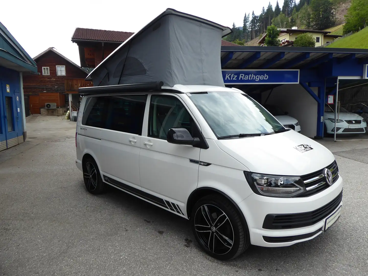 Volkswagen T6 California Beach Weiß - 2