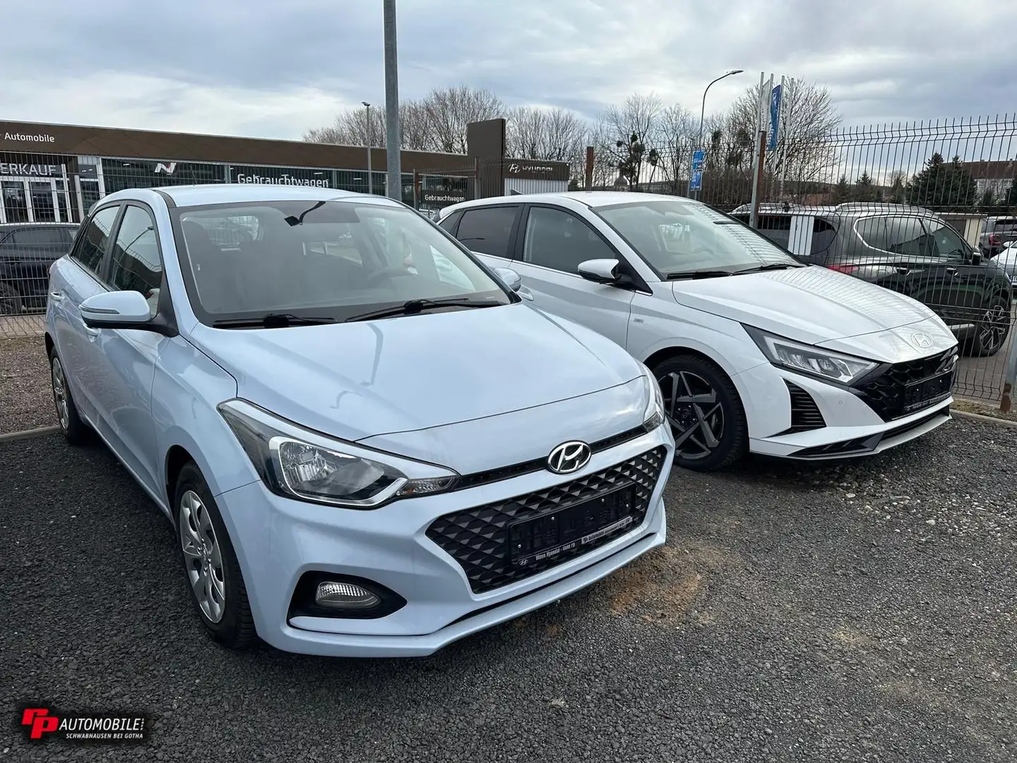 Hyundai i20 1.2 Facelift Select Blau - 2