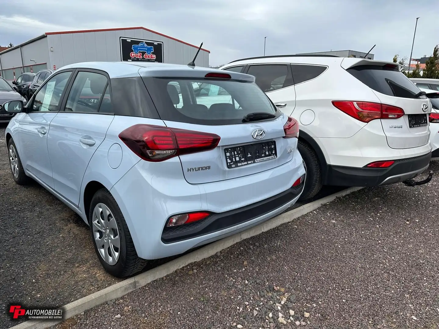 Hyundai i20 1.2 Facelift Select Blau - 1