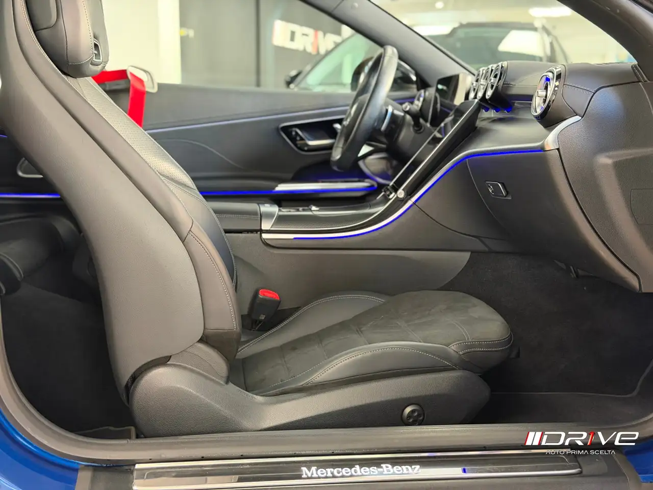 Mercedes-Benz CLE 220 d Cabrio AMG Line Premium Plus, миниатюра 14