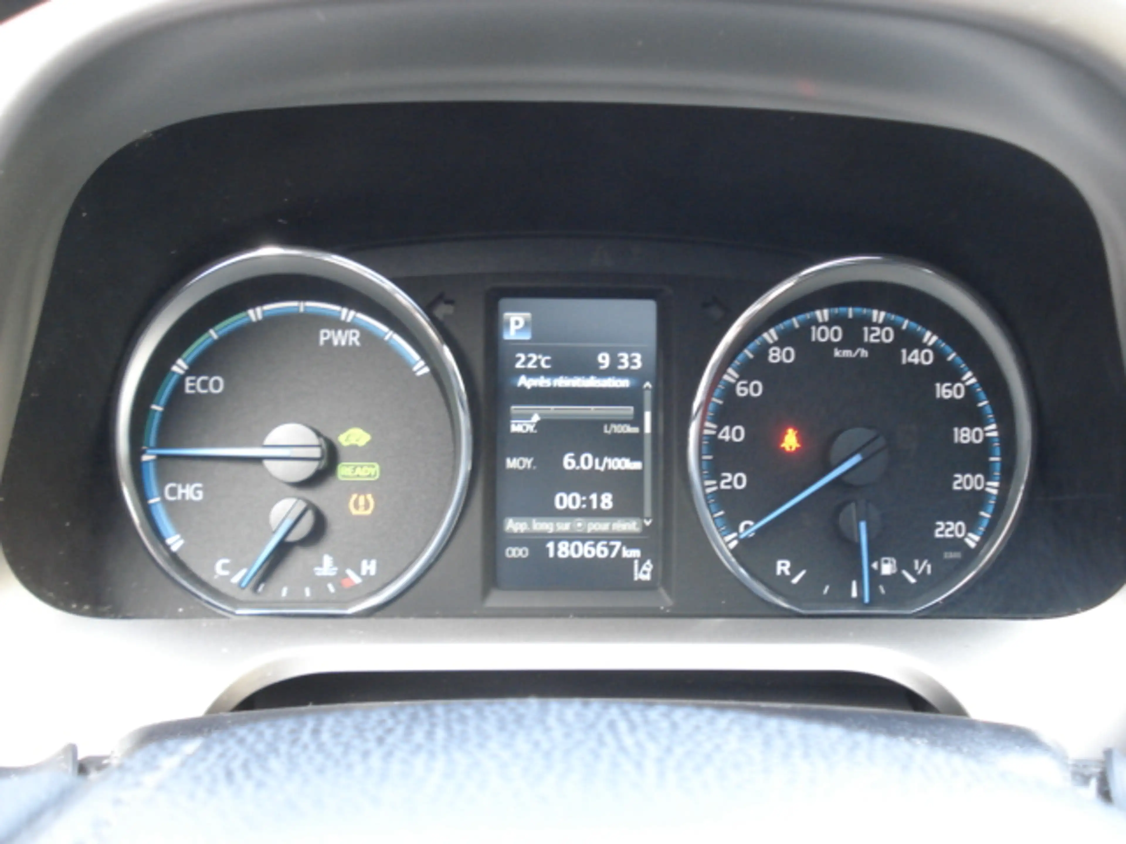 Toyota RAV 4 RAV4 Hybrid 2.5i e-AWD Premium CVT — photo 6