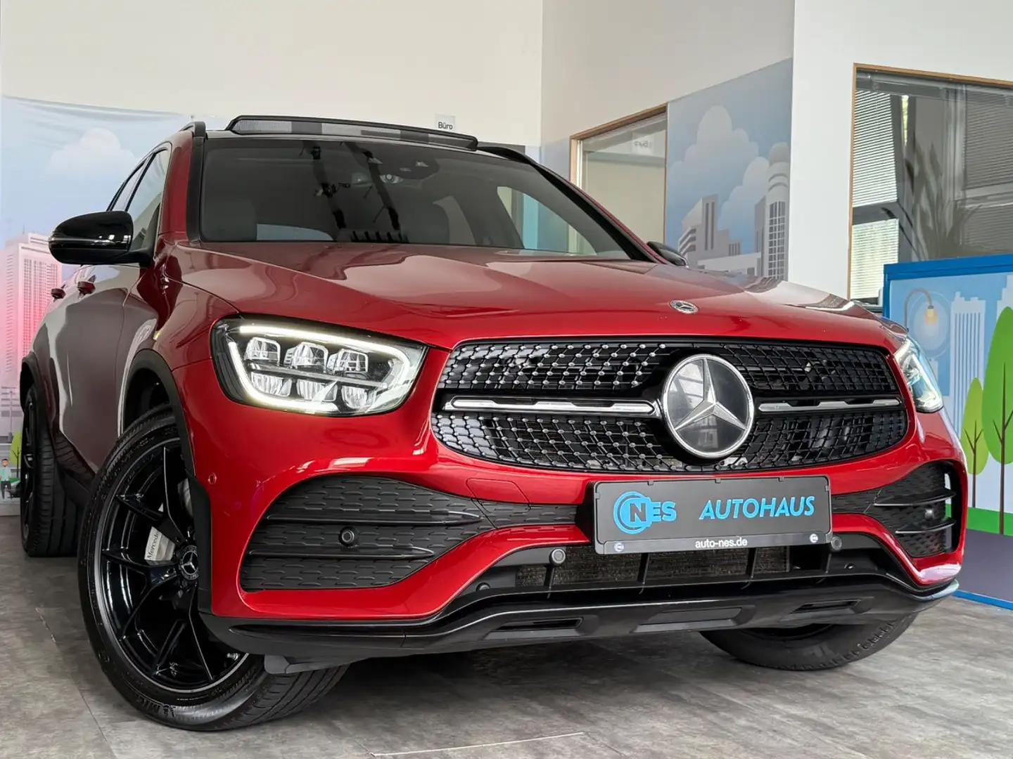 Mercedes-Benz GLC 300 d 4M*9G*3x AMG*PANO*KAM*MEMORY*HEAD UP*20 Rood - 2