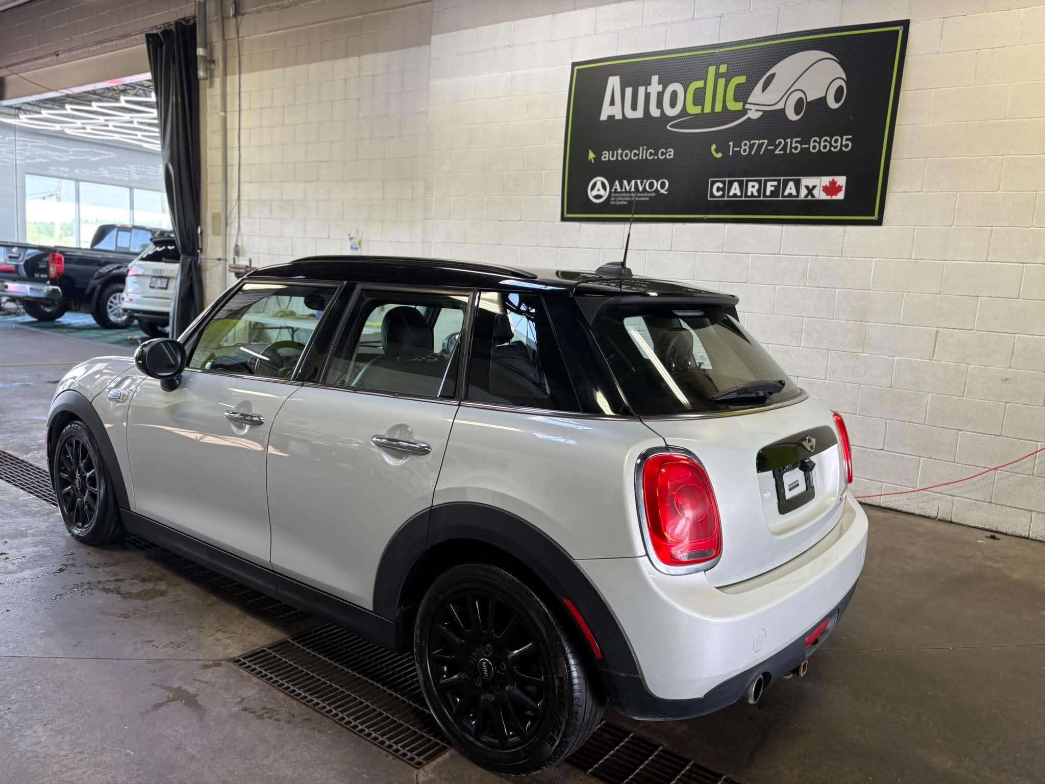 2018 MINI 5 Door