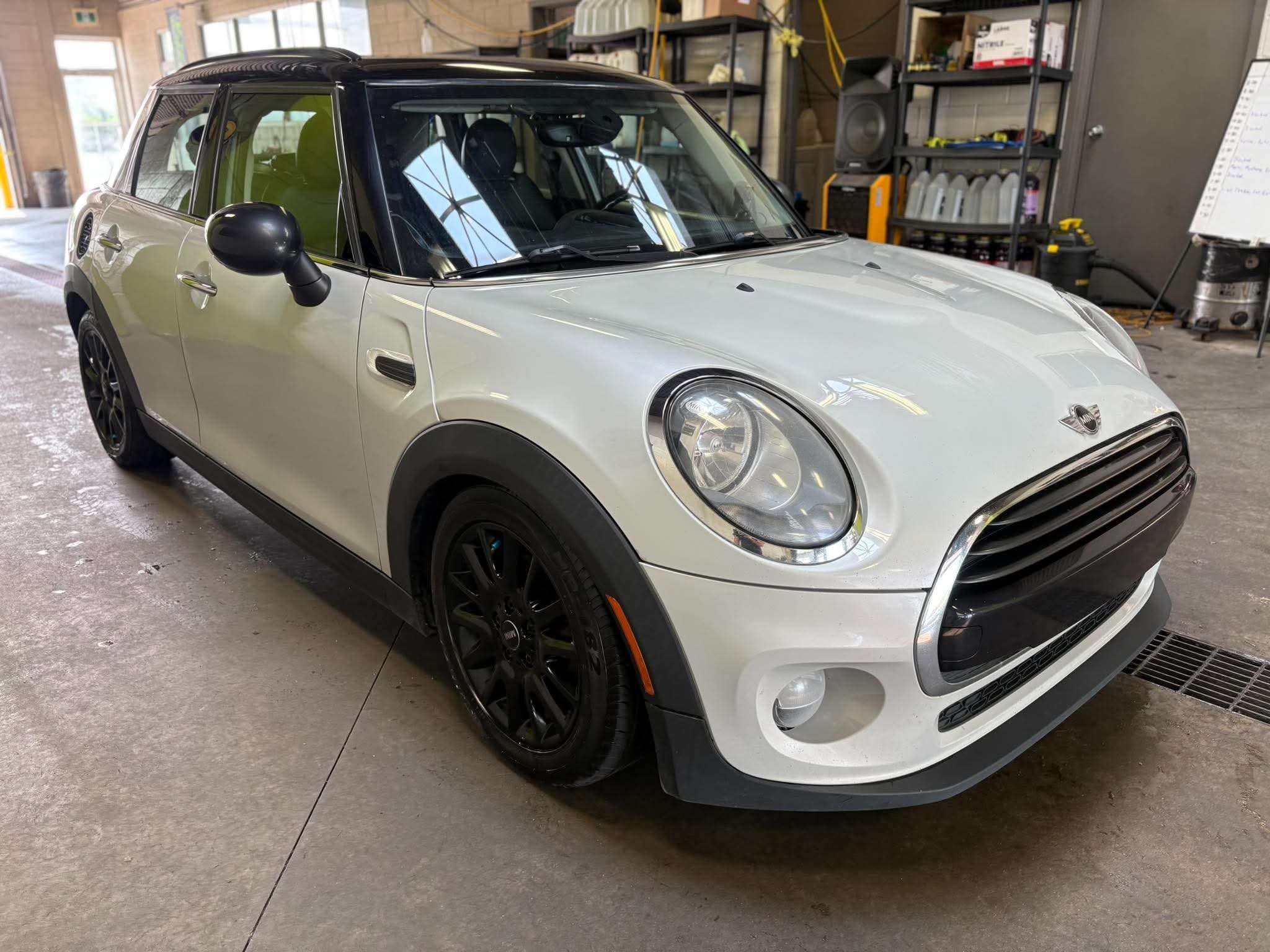2018 MINI 5 Door