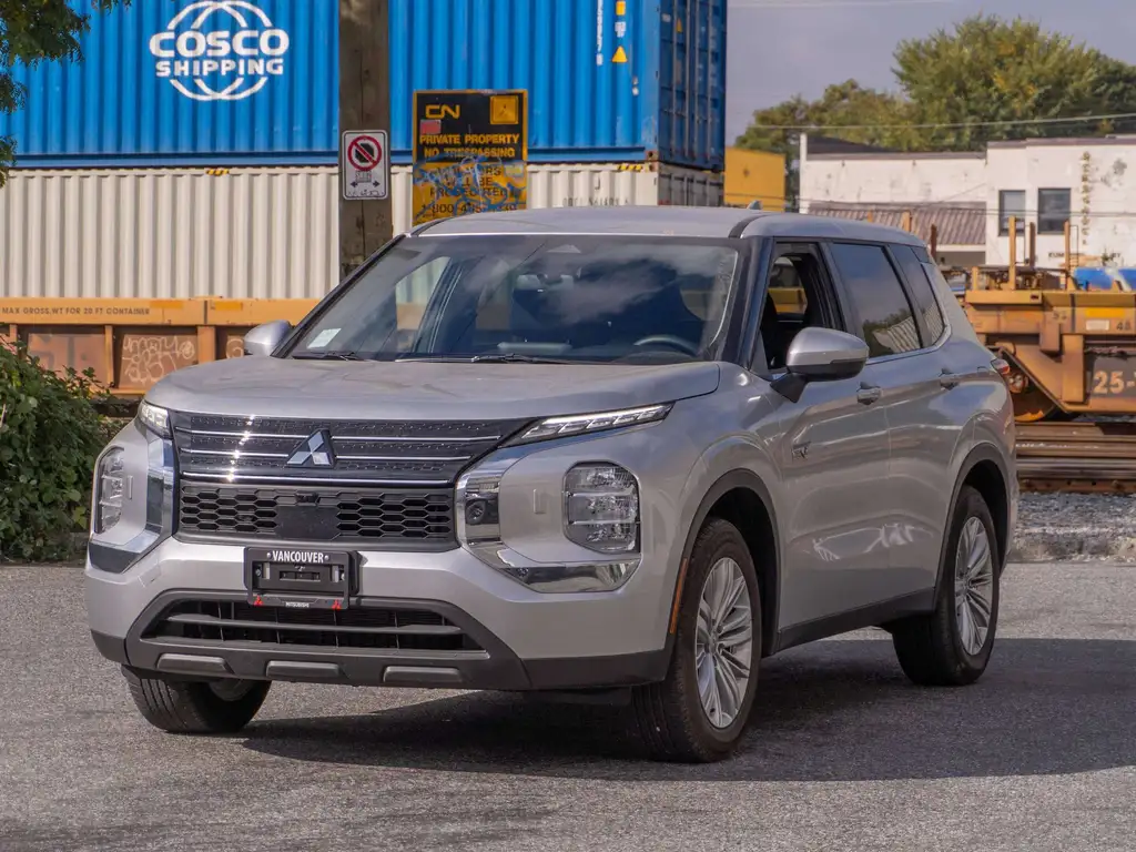 2024 Mitsubishi Outlander PHEV