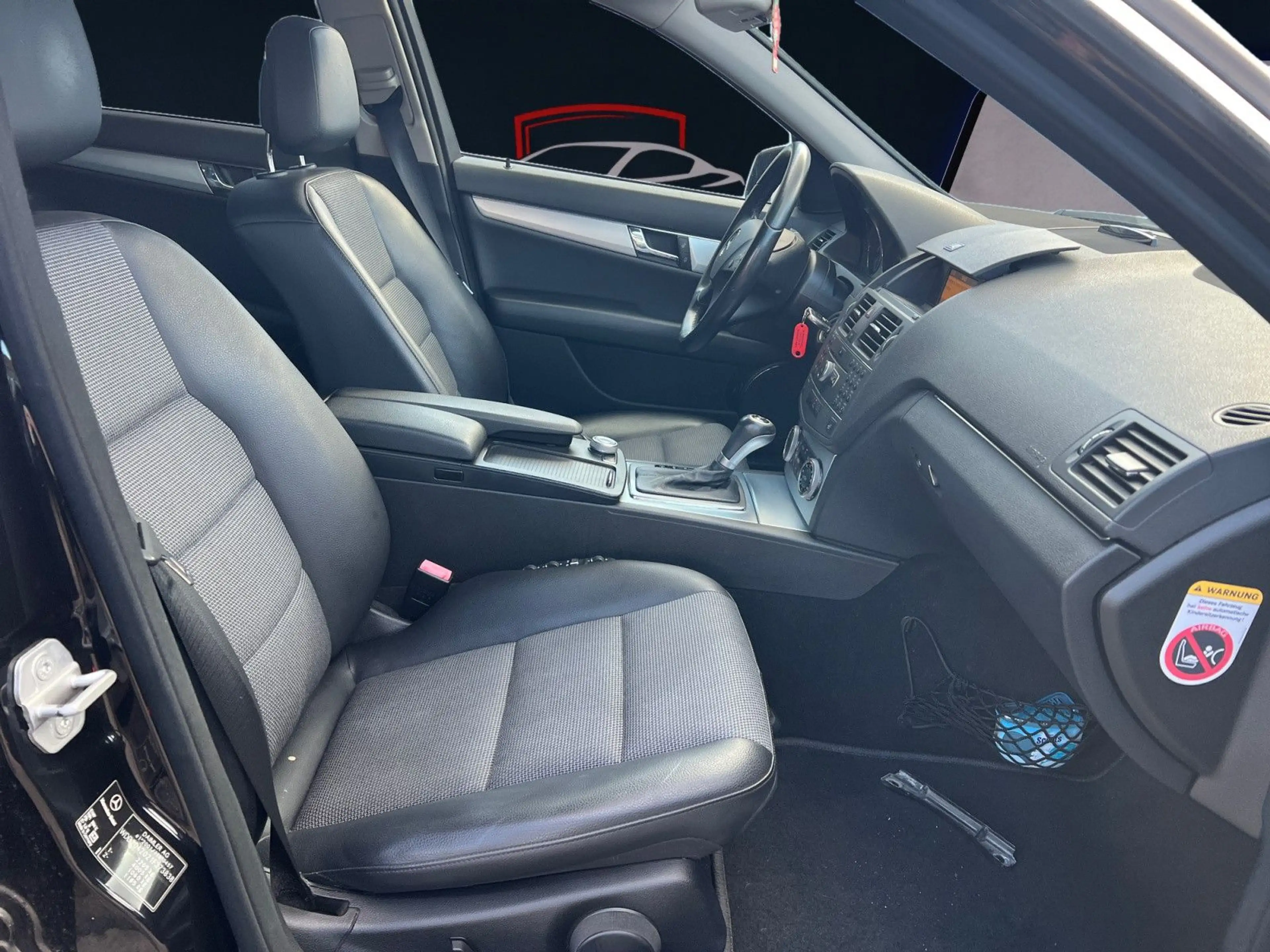 Mercedes-Benz C 220 T/Avantgarde/Automatik/Leder/Xenon — photo 11