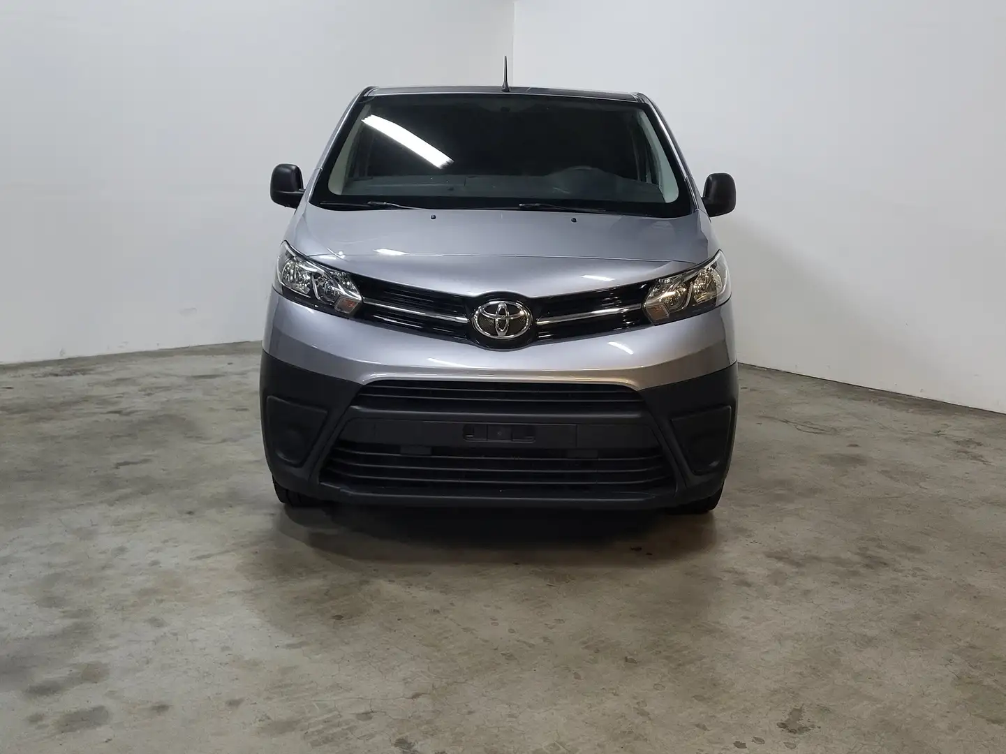 Toyota Proace 2.0 D-4D * AUT. * L3-H1 * 3 PLACES * RADAR ARR. * Gris - 1