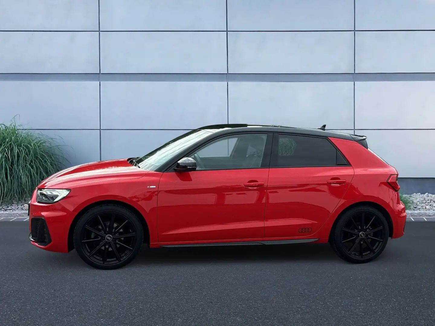 Audi A1 S line 30 TFSI 81(110) kW(PS) Schal Rood - 2