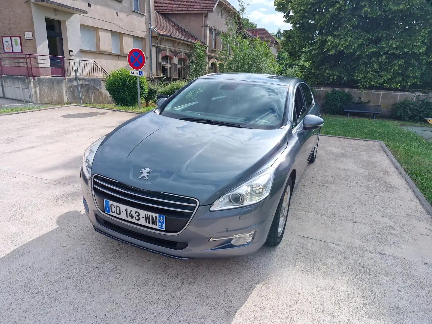 Peugeot 508 508 2.0 HDi 163ch FAP BVM6 Féline Gris - 1