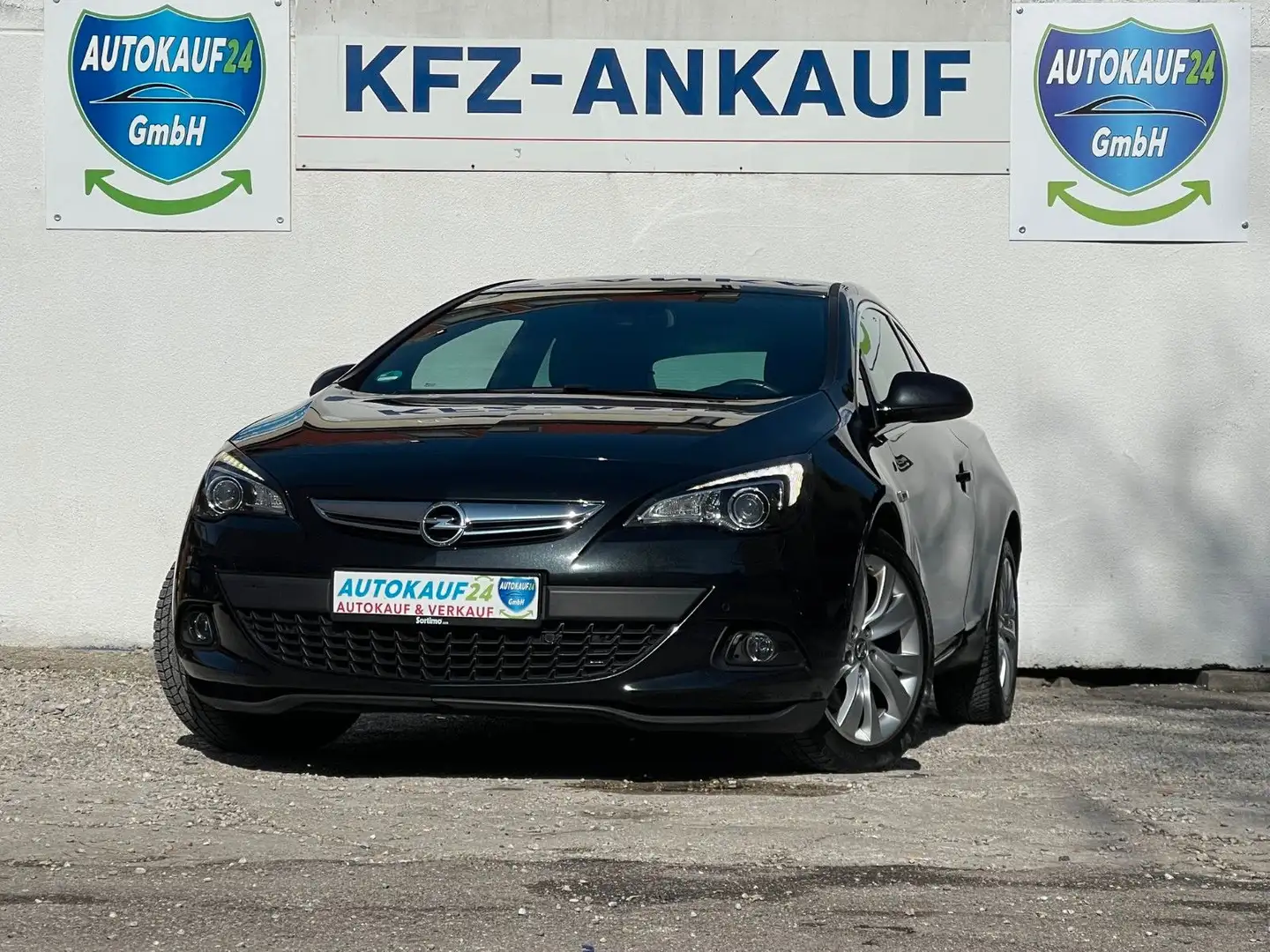Opel Astra J GTC Innovation*Navi*PDC*Winterpaket'* Schwarz - 1