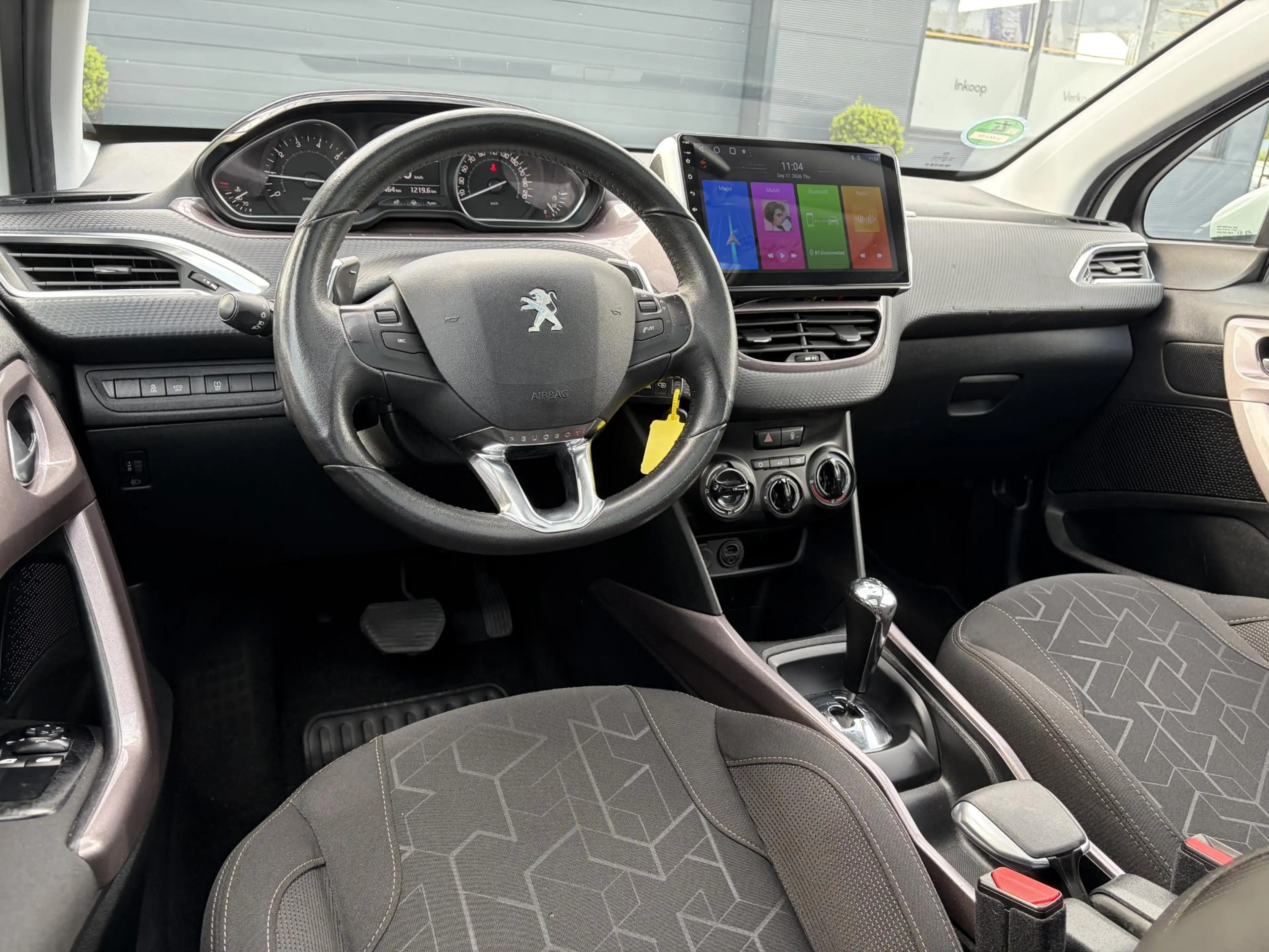 Peugeot 2008 1.2 PureTech Active ✓Net beurt gehad✓Pano✓Carplay✓ — photo 10