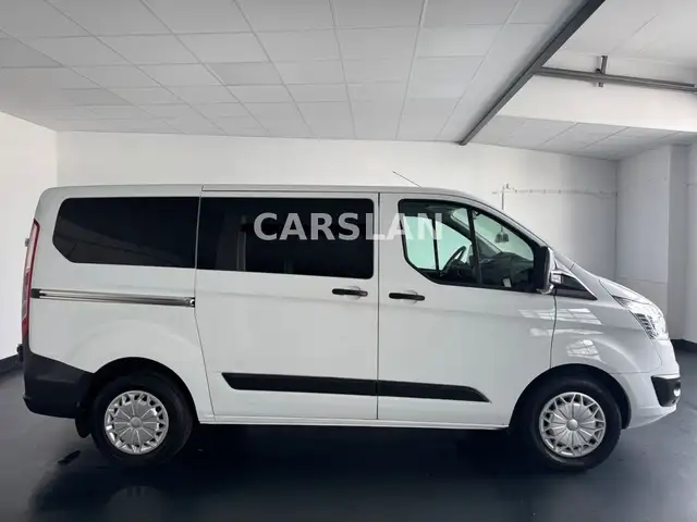 Ford Tourneo Custom view 8