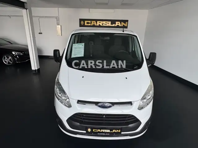Ford Tourneo Custom view 6