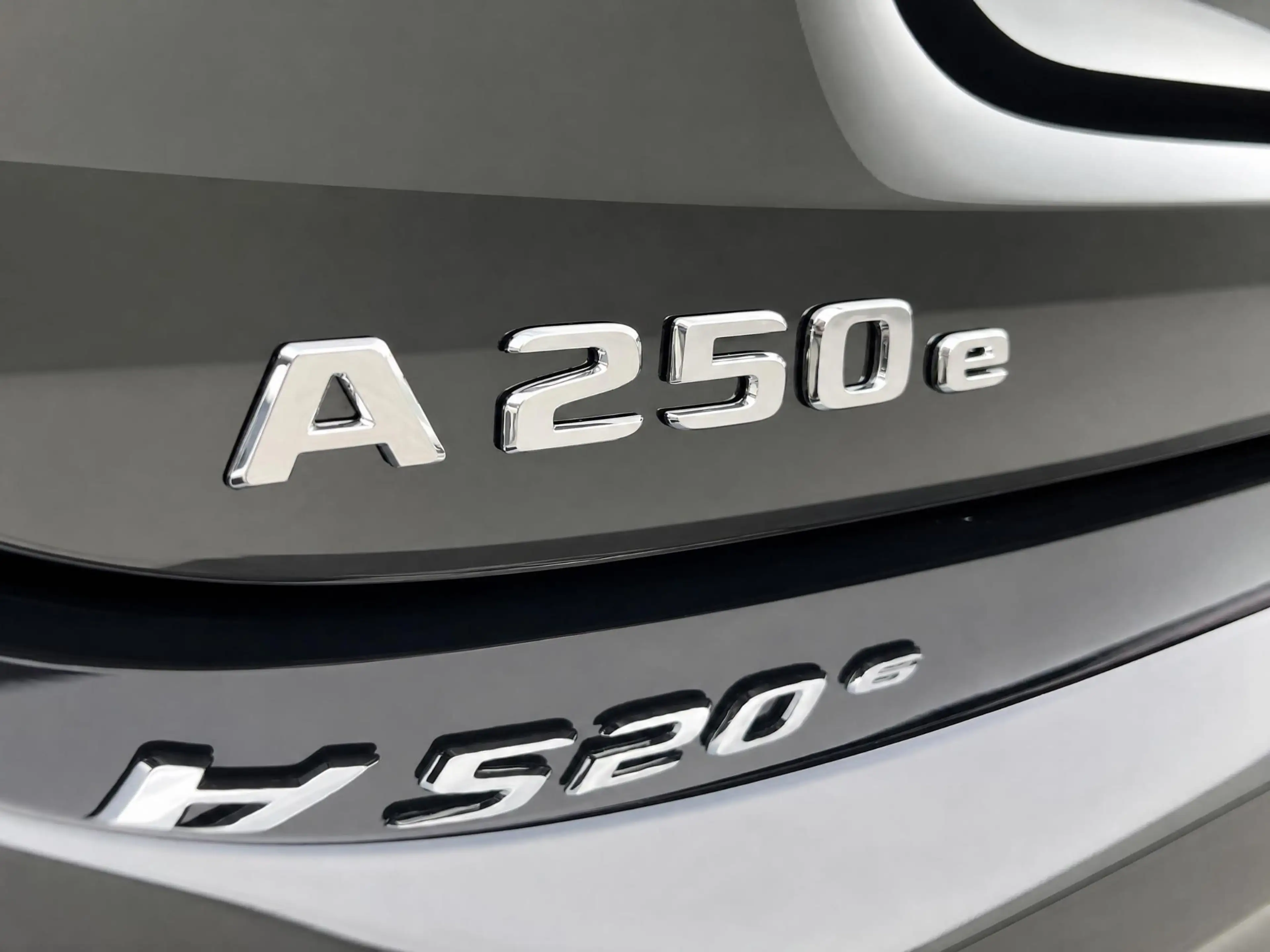 Mercedes-Benz A 250 e Business Solution AMG | AMG Plus Pakket | Night — photo 4