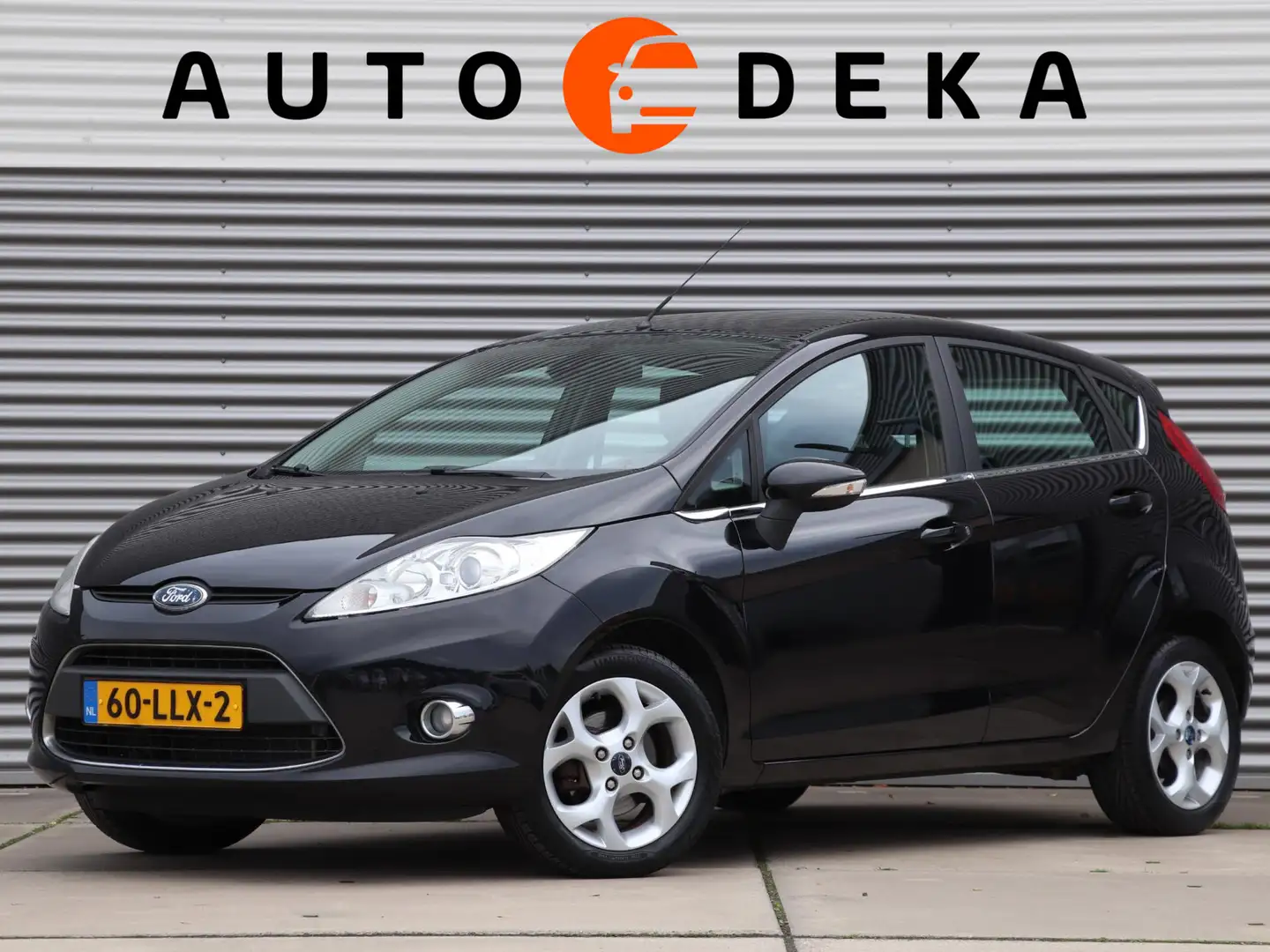 Ford Fiesta 1.25 Titanium X *Dealeronderh.*Cruisecontr.*Blueto Zwart - 1