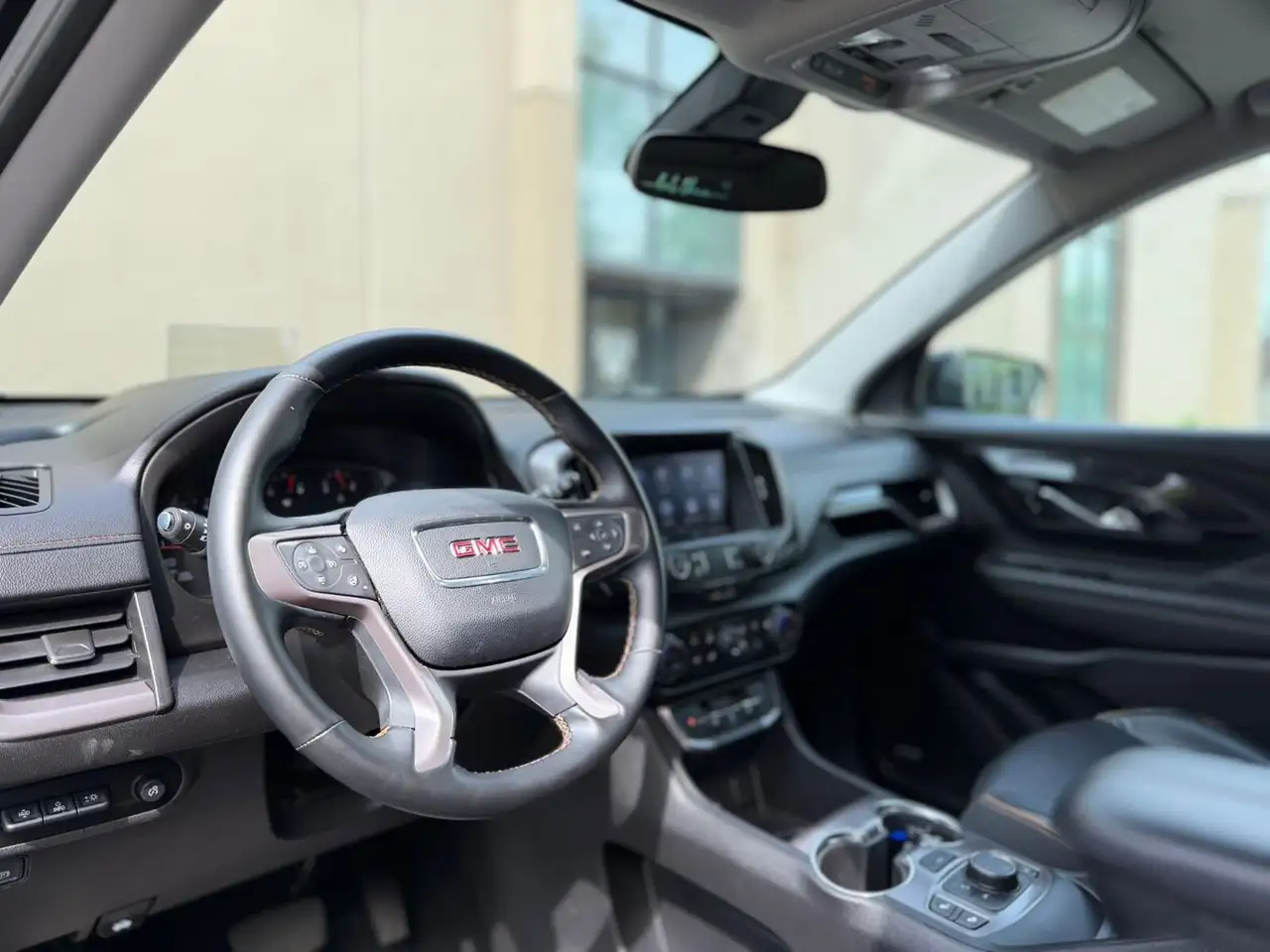 GMC Terrain снимка GMC Terrain