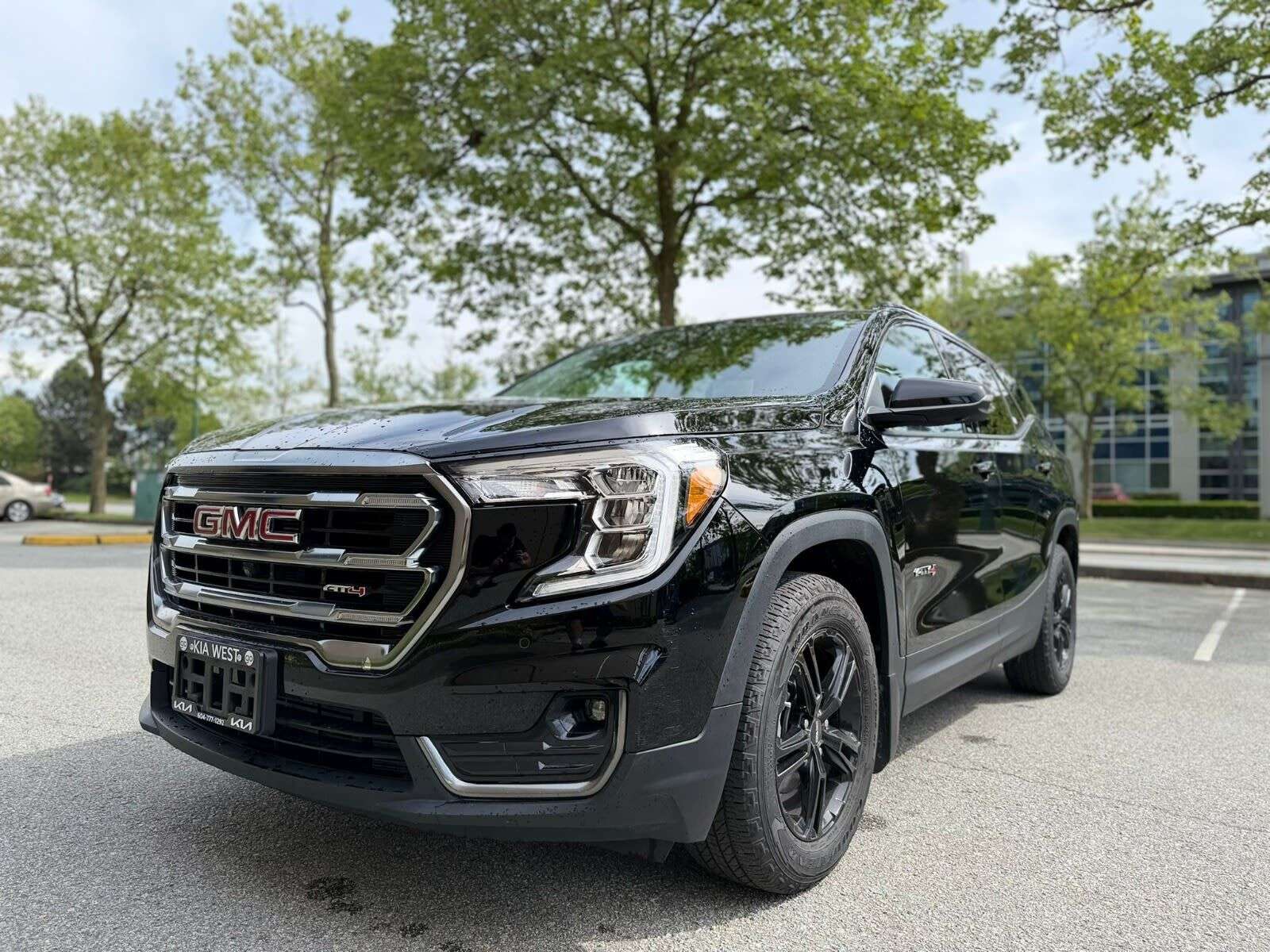 2023 GMC Terrain AT4 | SUNROOF | HUD | NAVIGATION | HEATED SEAT & S