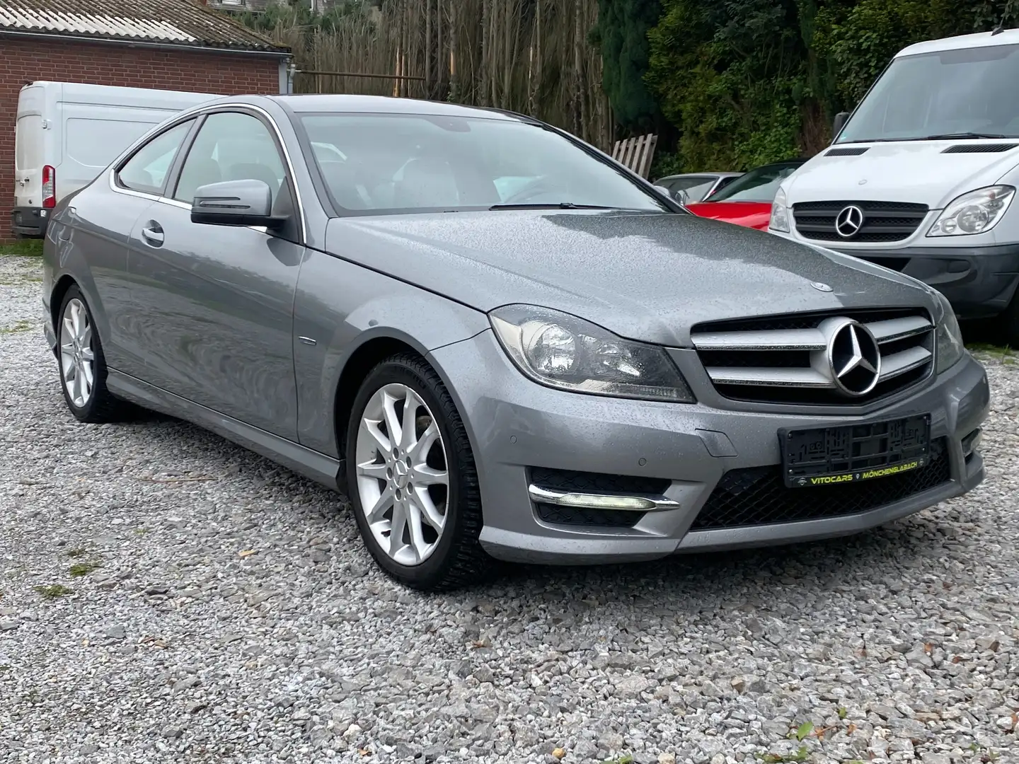 Mercedes-Benz C 180 C 180 CGI BlueEfficiency AMG | HU-Neu | Navi | Gris - 1