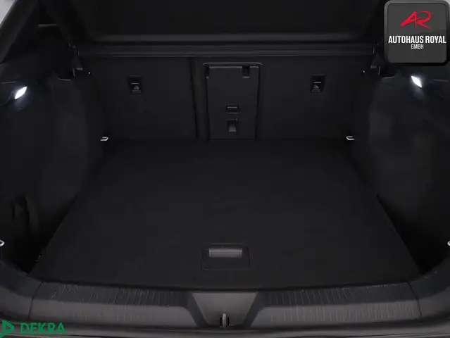 Volkswagen Id.4 view 13