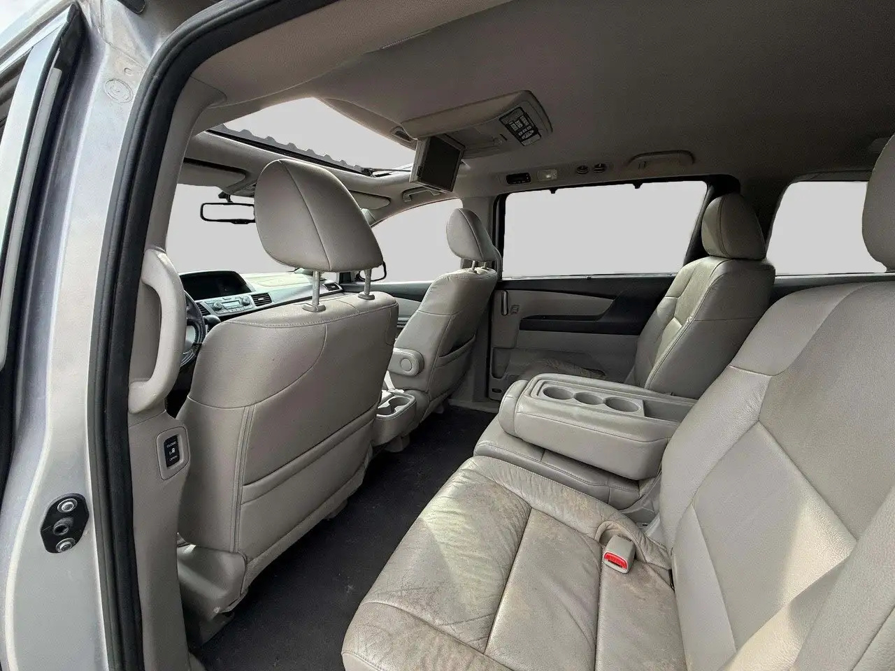 Honda Odyssey снимка Honda Odyssey