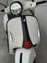 Vespa GTS Super Sport 300 Blanc - thumbnail 2