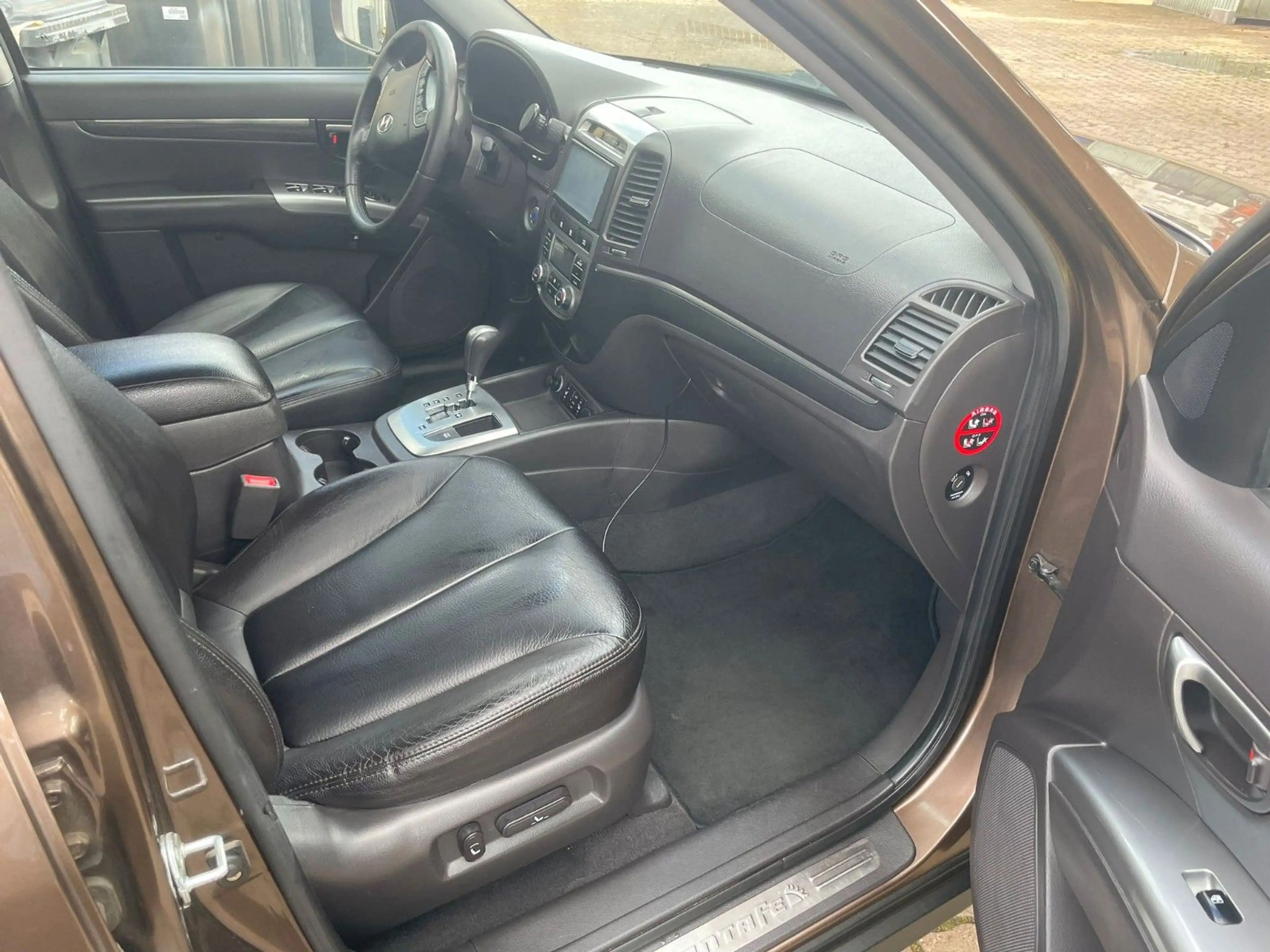 Hyundai SANTA FE 2.2 CRDi*7-SITZER*KAM*STANDHEIZUNG*AHK* — photo 11