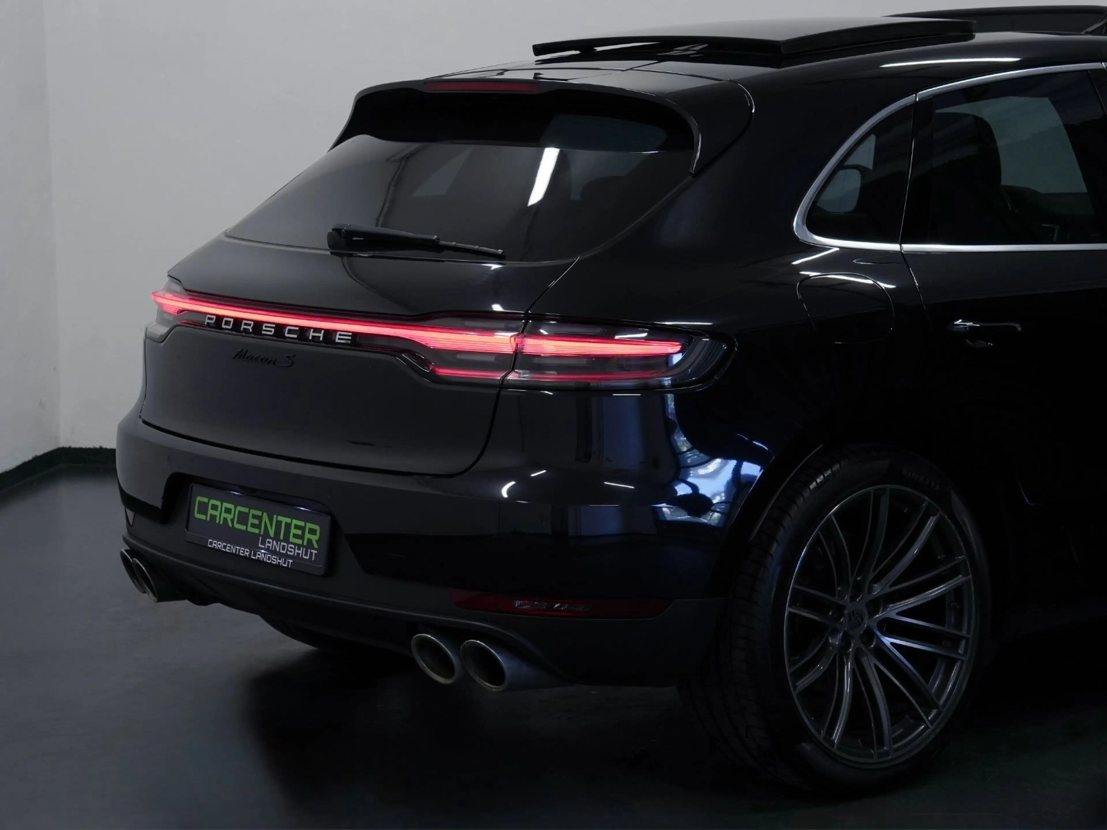 Porsche Macan S EXCLUSIVE APPROVED/PDLS+/PANO/BOSE/14-W — photo 13