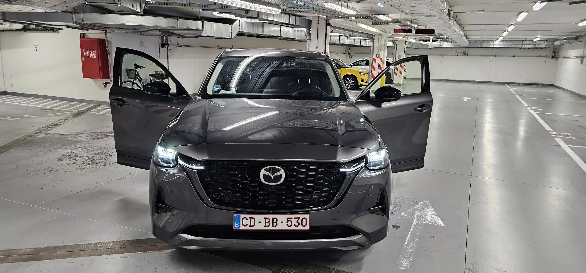 Mazda CX-60 e-SKYACTIV-D 254 M HYBRID AWD HOMURA Grijs - 2