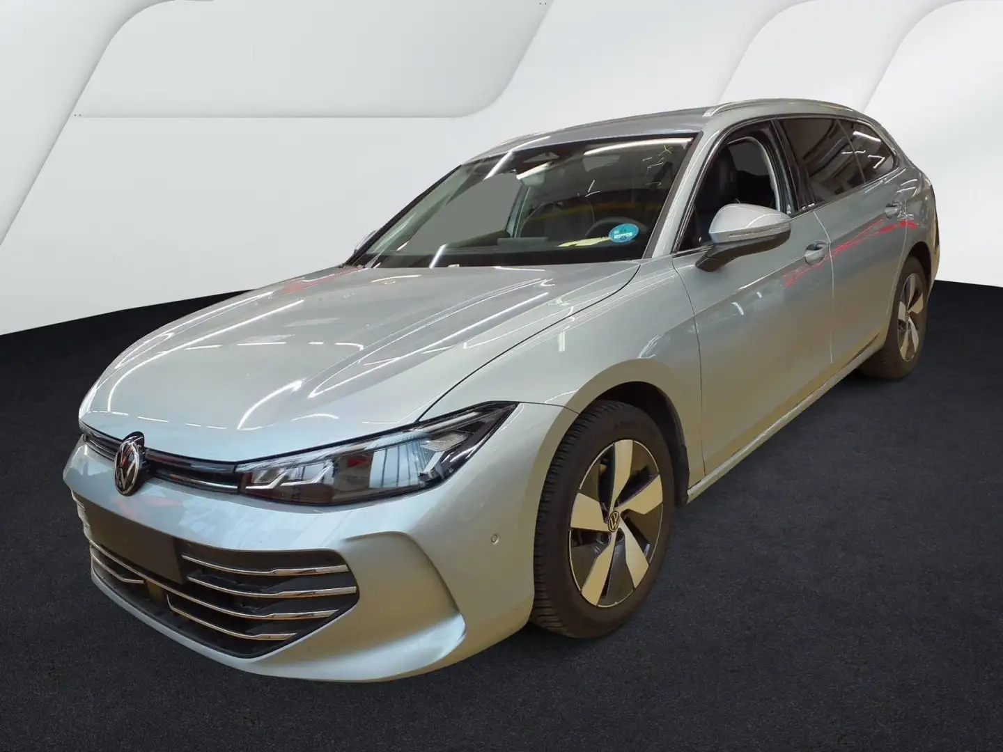 Volkswagen Passat Business 1,5 eTSI OPF  DSG Silber - 2