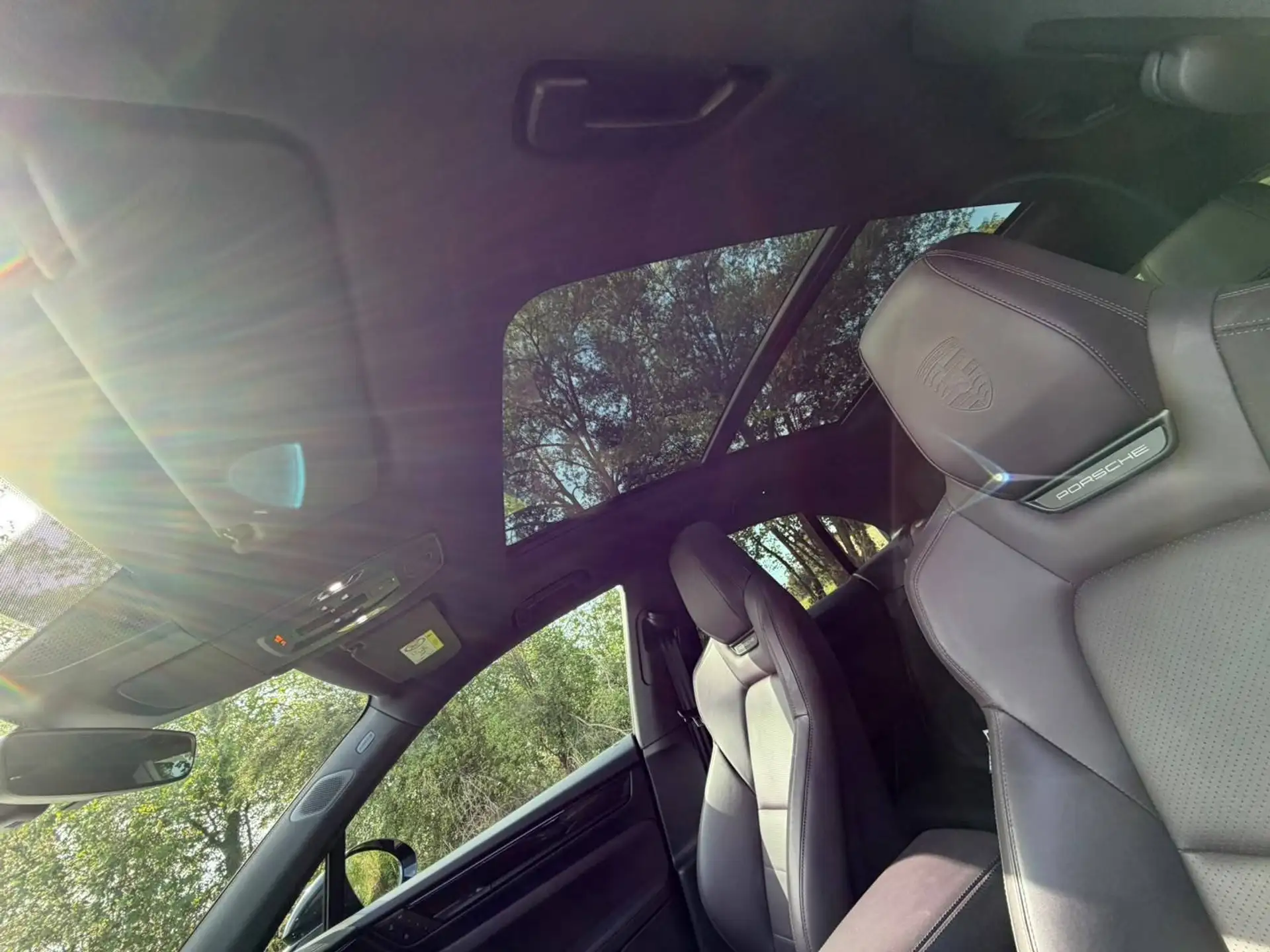 포르쉐 Porsche Macan 4 Electric 2025 검정 사진 7