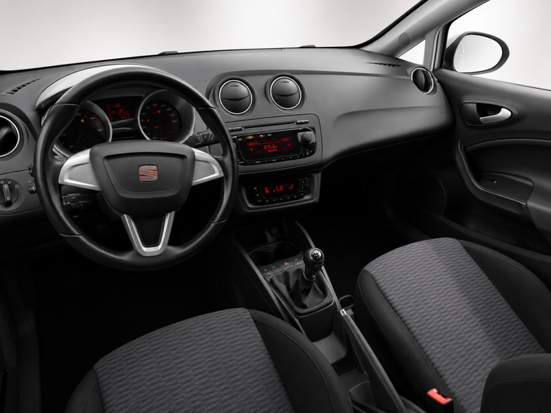 SEAT Ibiza 1.6 Tdi 105 Style — photo 5
