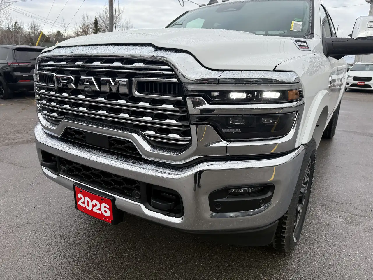 RAM 3500 снимка RAM 3500