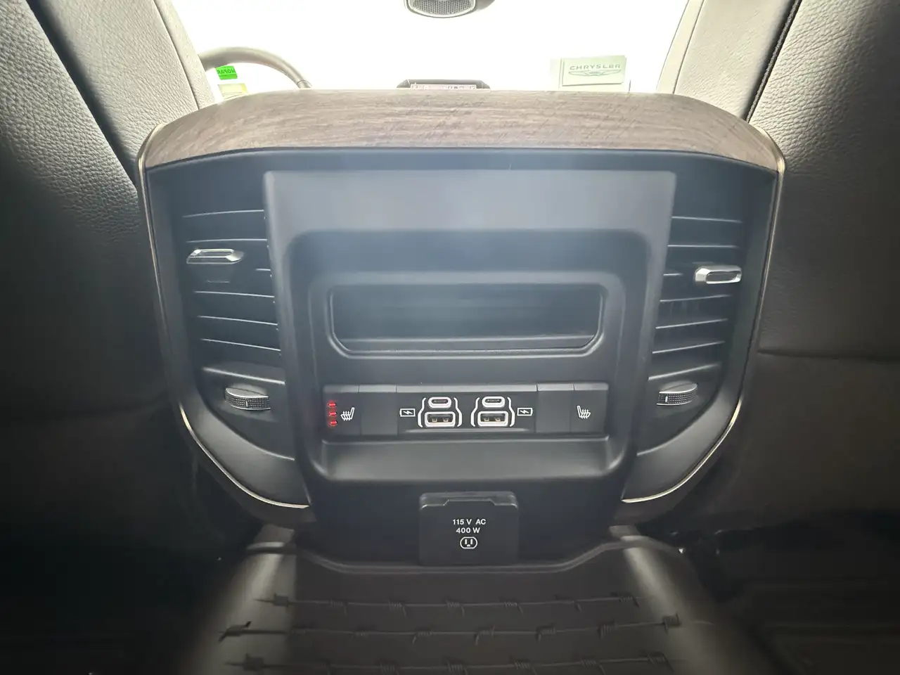 RAM 3500 снимка RAM 3500