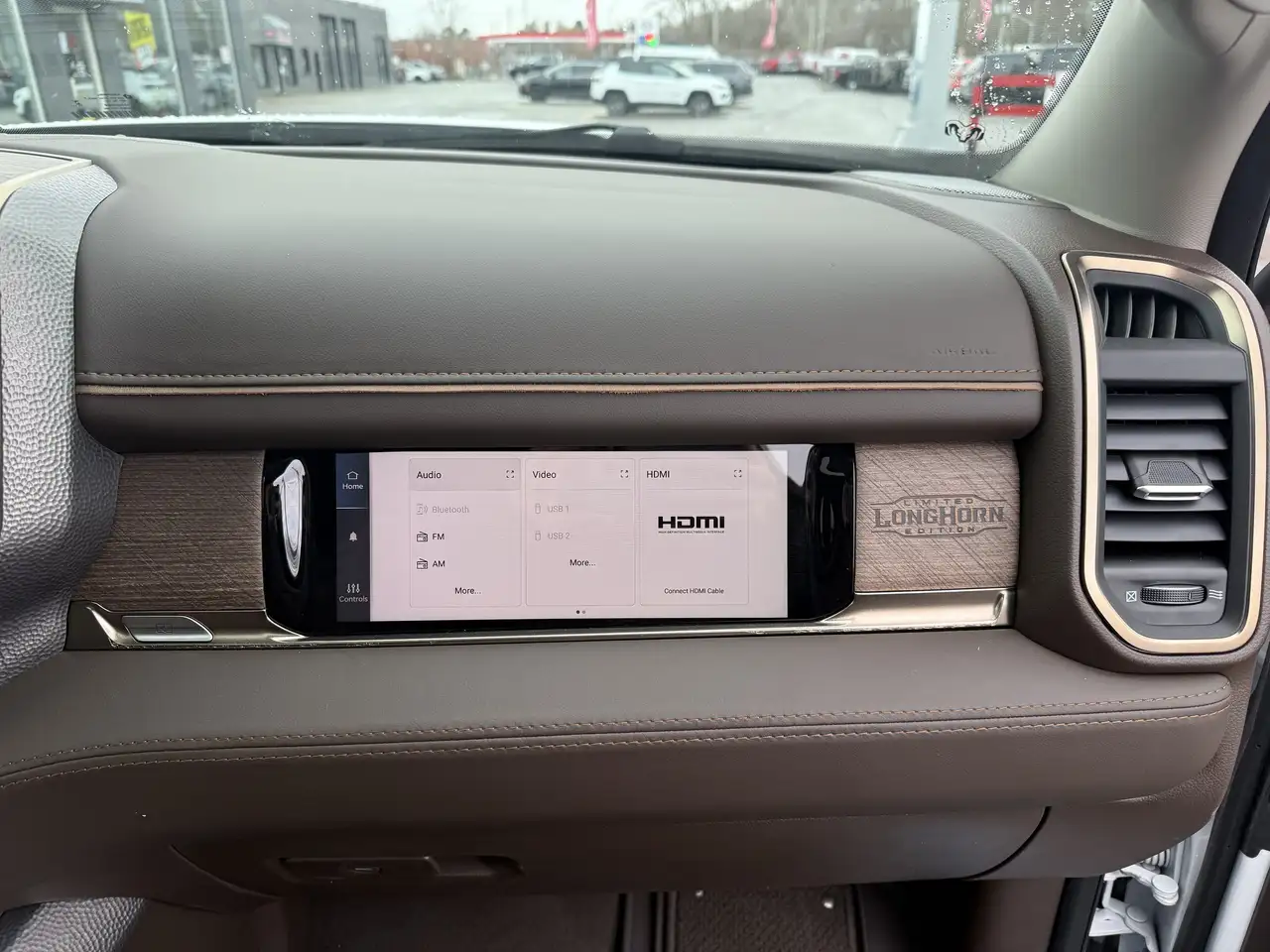 RAM 3500 снимка RAM 3500