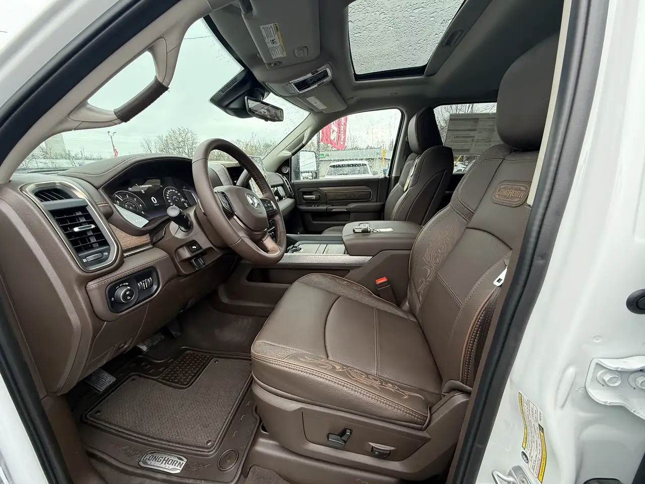 RAM 3500 снимка RAM 3500