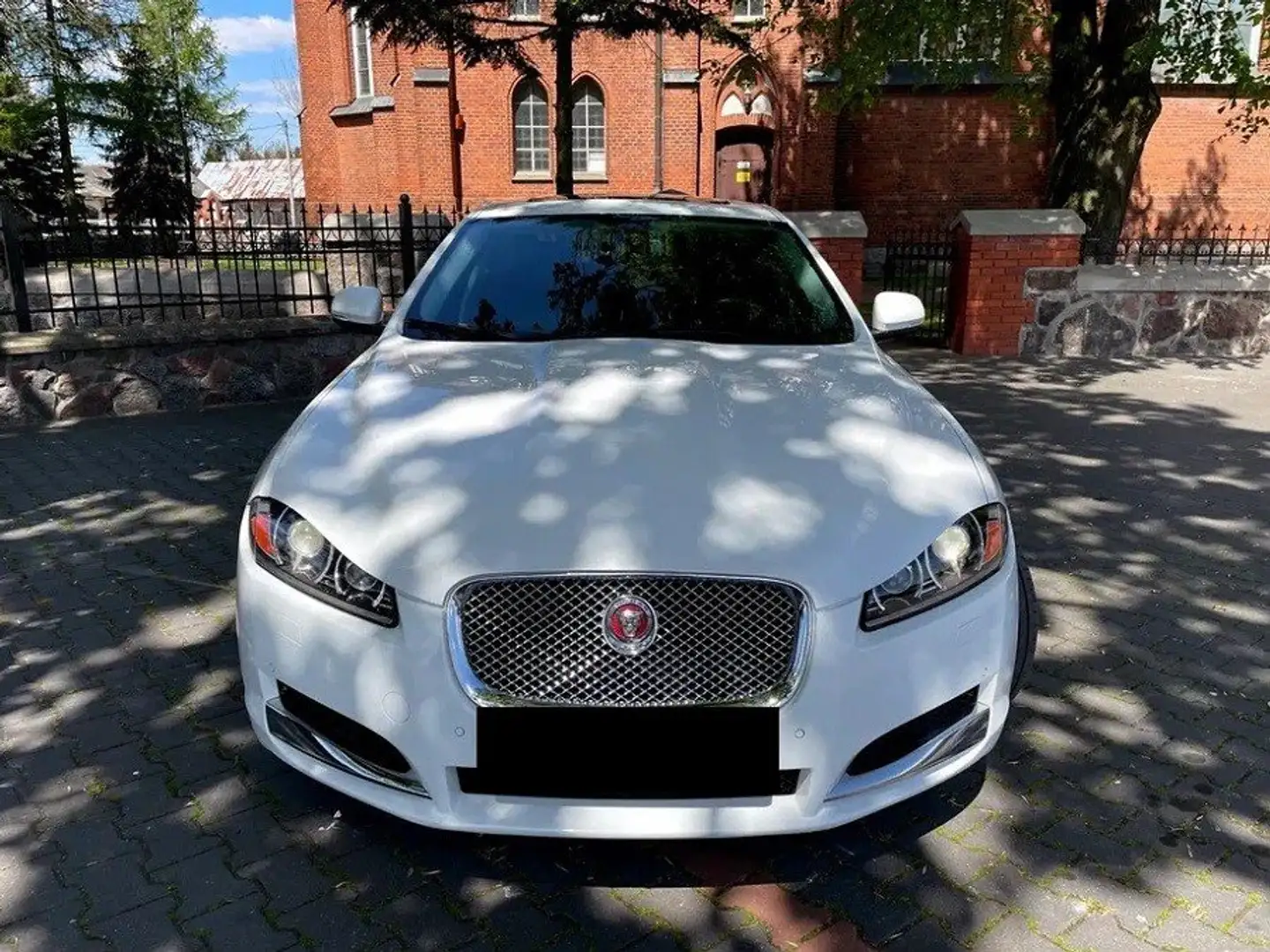 Jaguar XF XF 2.0 Turbo Weiß - 1